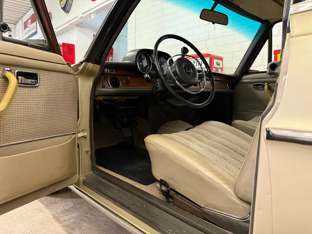 Mercedes-Benz 280 SE/8, foto 6