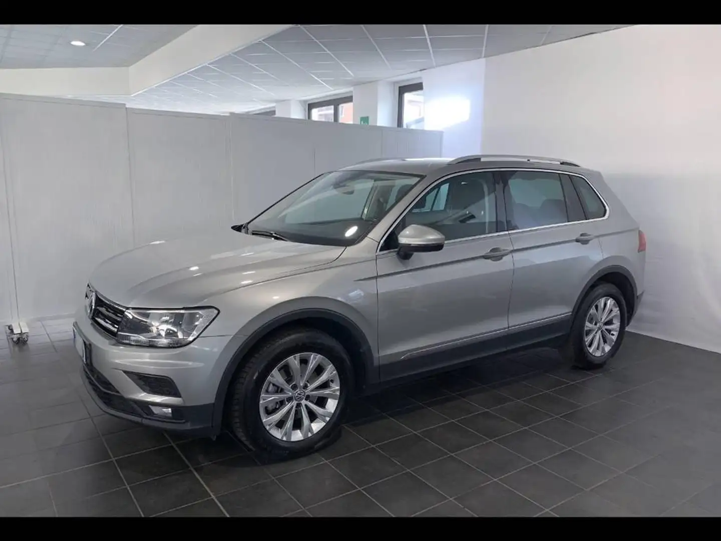 Volkswagen Tiguan 2.0 tdi Business 150cv dsg Argento - 2