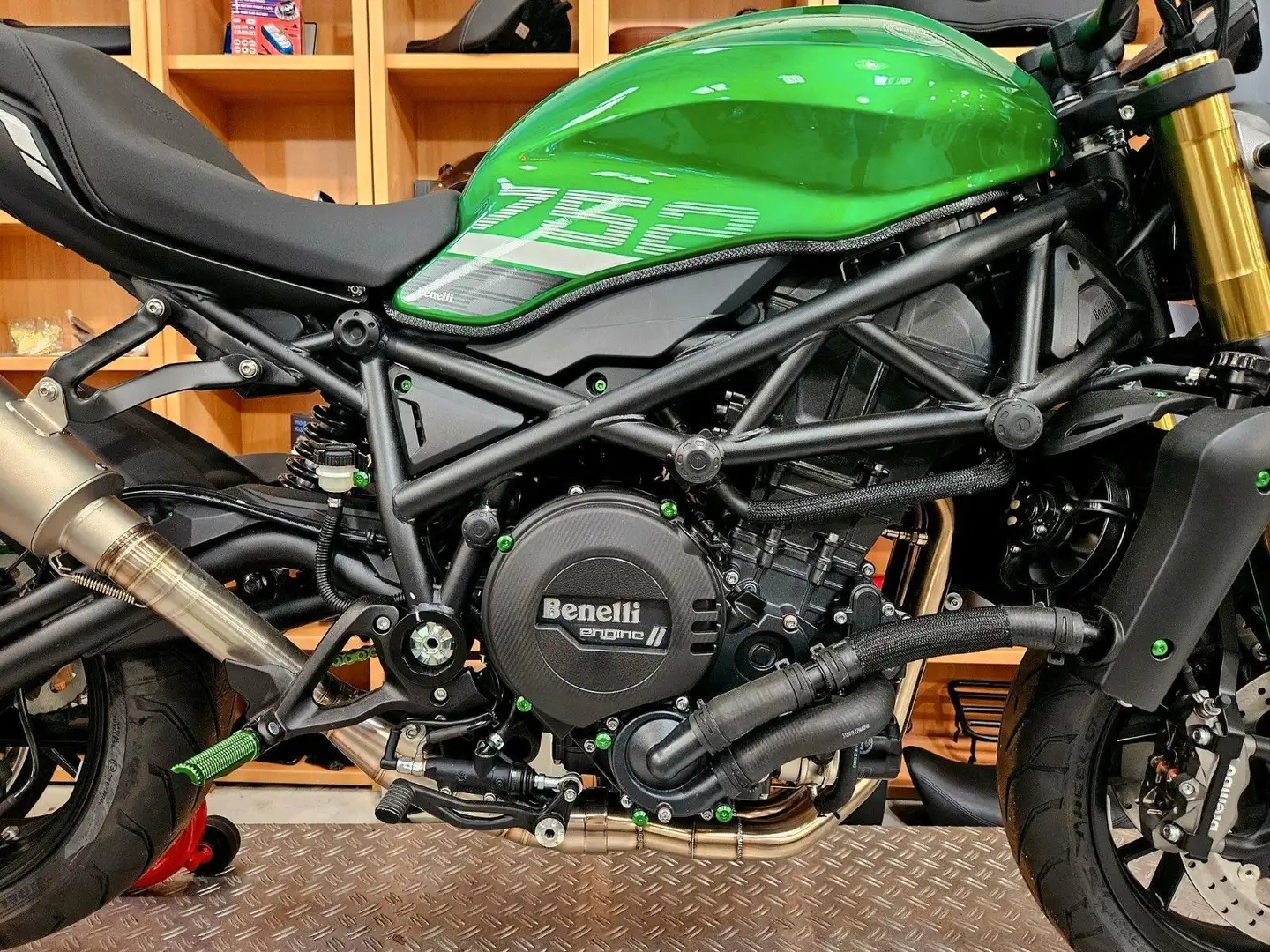 Benelli 752 S Aktion! umfangreiche Umbauten! Vert - 2