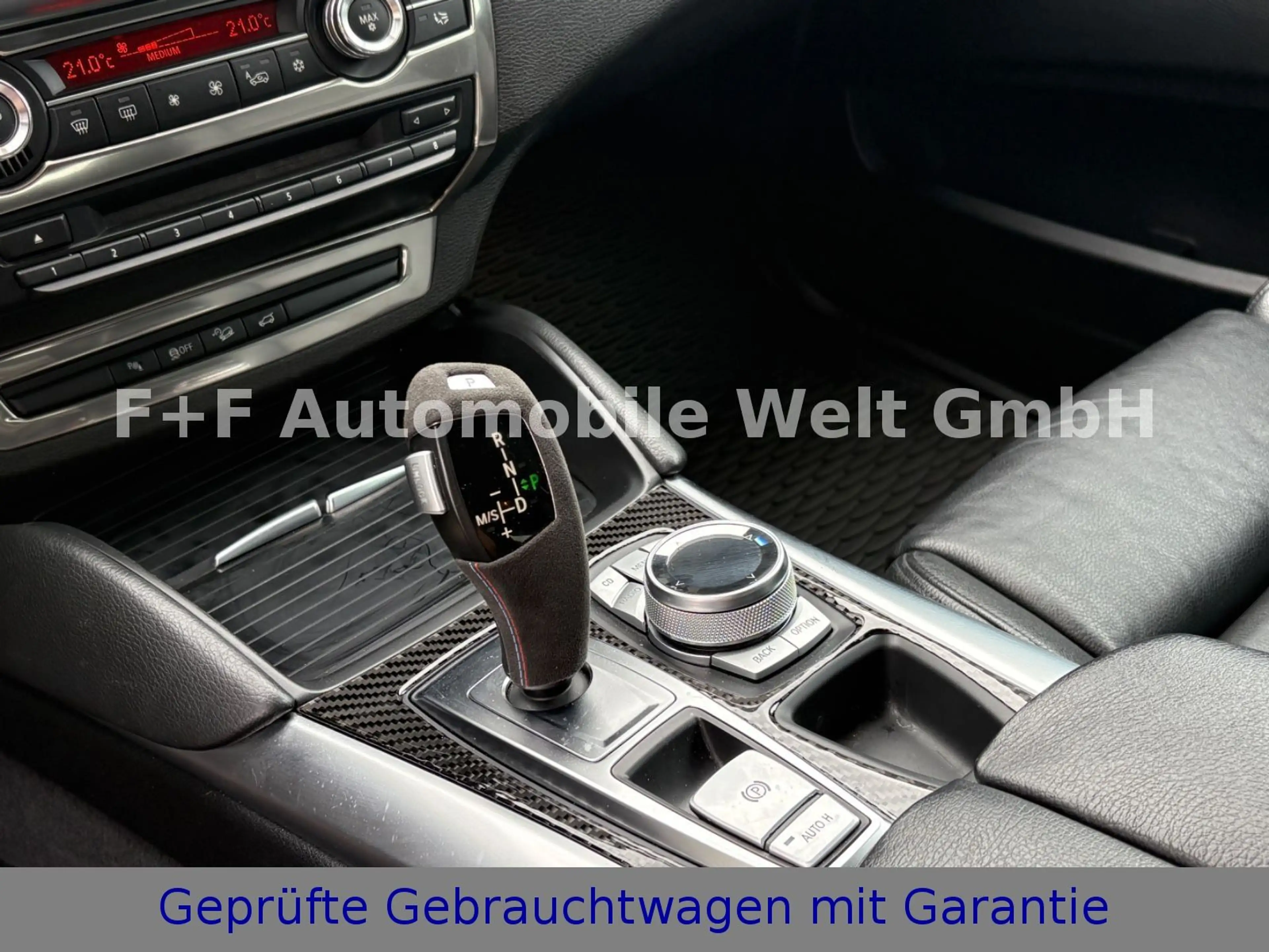 BMW X6 xDrive 40 d*SOUNDGENERATOR*22 ZOLL*4-SITZER* — photo 11