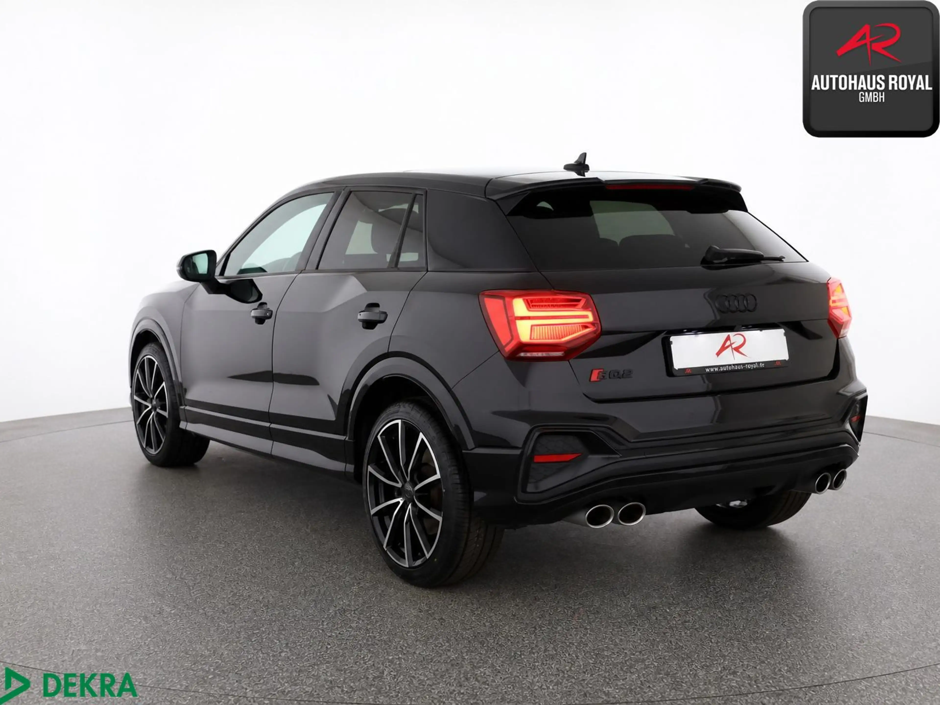 Audi SQ2 2.0 TFSI qu MATRIX,SONOS,PANO,KEYLESS,ACC,SH — photo 3