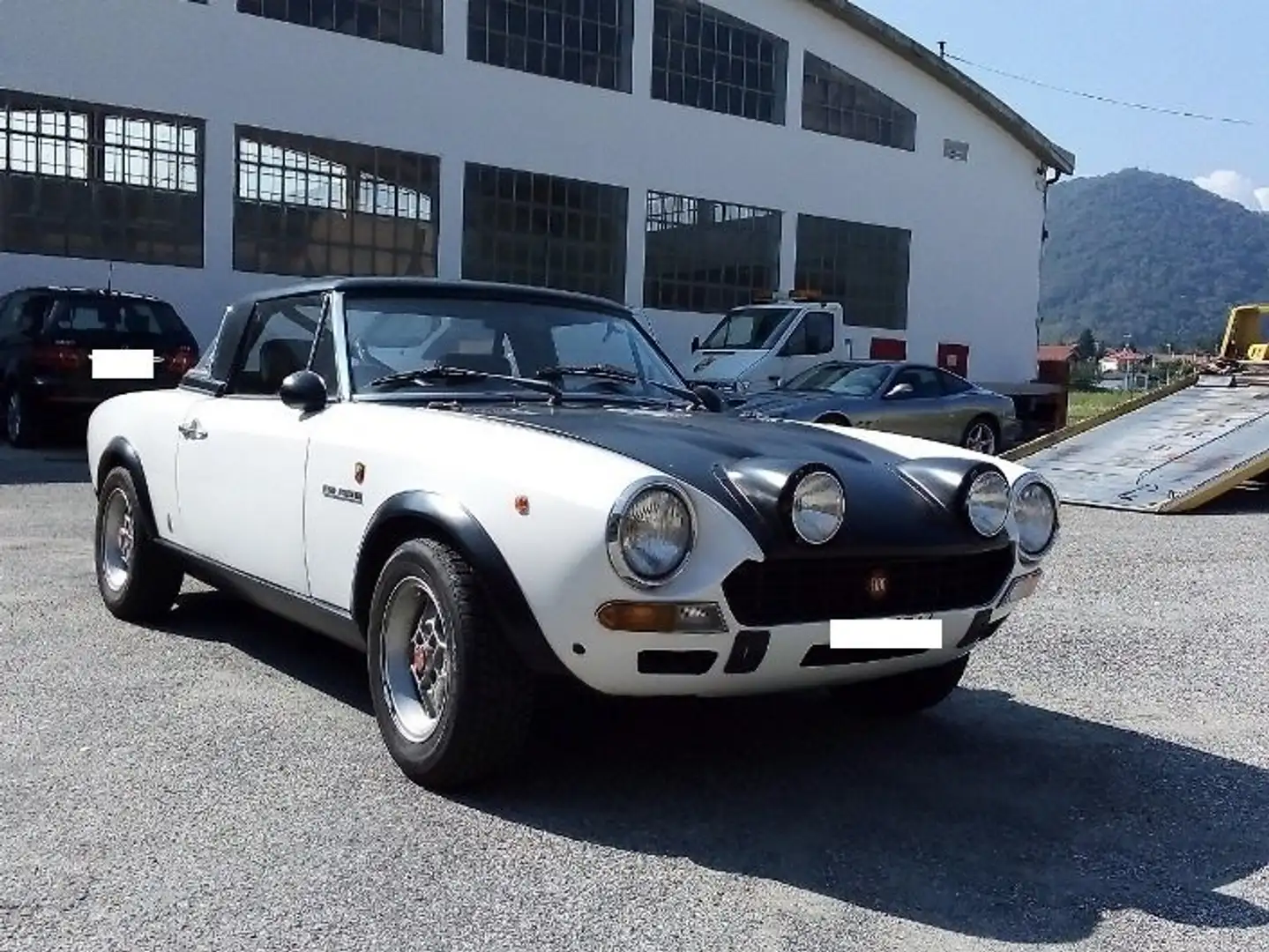 Fiat 124 Spider ABARTH GR. 3 Bianco - 2