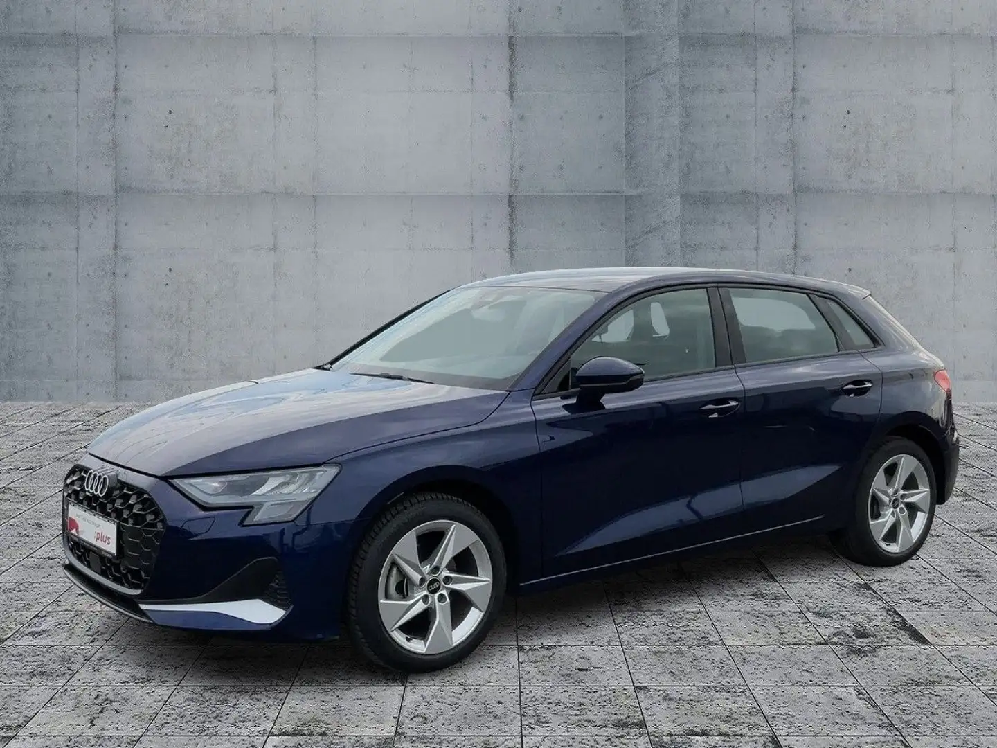 Audi A3 35 TFSI S-TR ADVANCED LED+NAVI+AHK Blau - 2