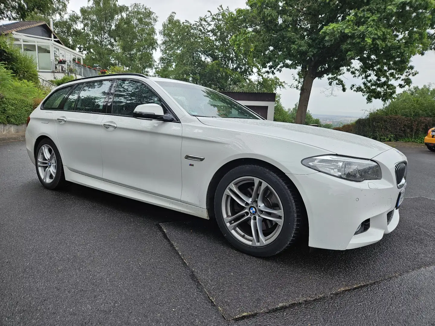 BMW 518 518d Touring M-Sportpaket Weiß - 1