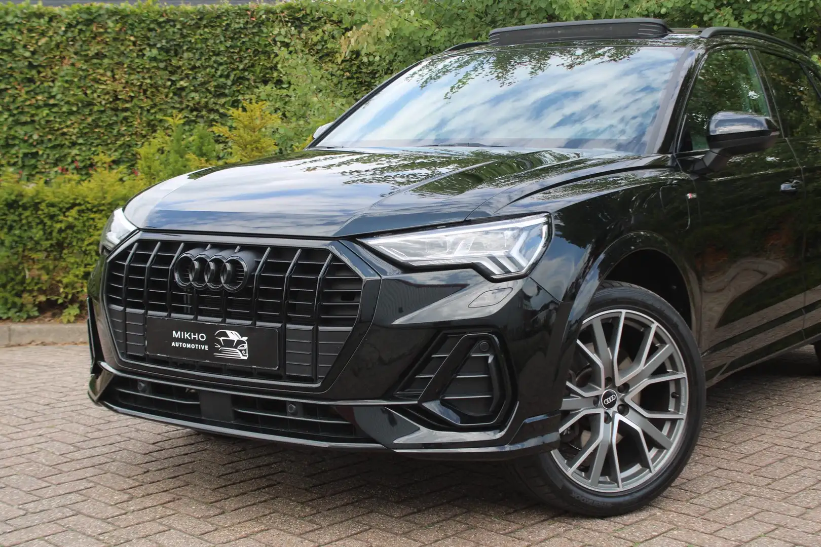 Audi Q3 45 TFSIe | 3x S-Line | Panoramadak | Trekhaak | B& Zwart - 2