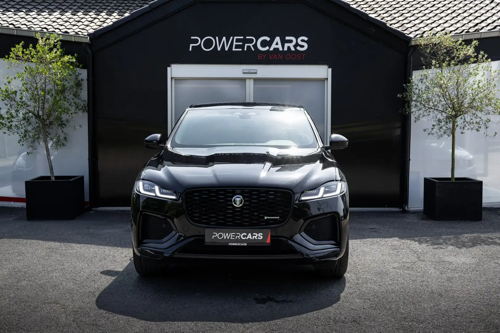 Jaguar F-Pace R-Dynamic | AWD | Black Pack | Leder | 360 | Noir - 2