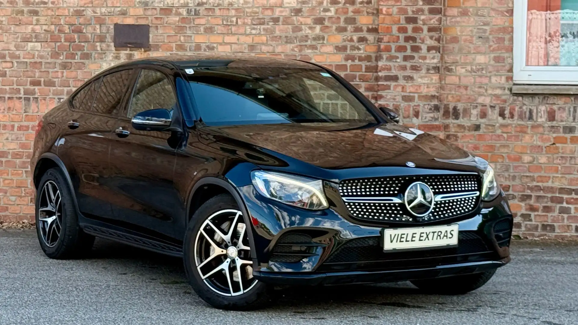 Mercedes-Benz GLC 250 d Coupe AMG Line *Top-Ausstattung +Finanzierung m Schwarz - 2