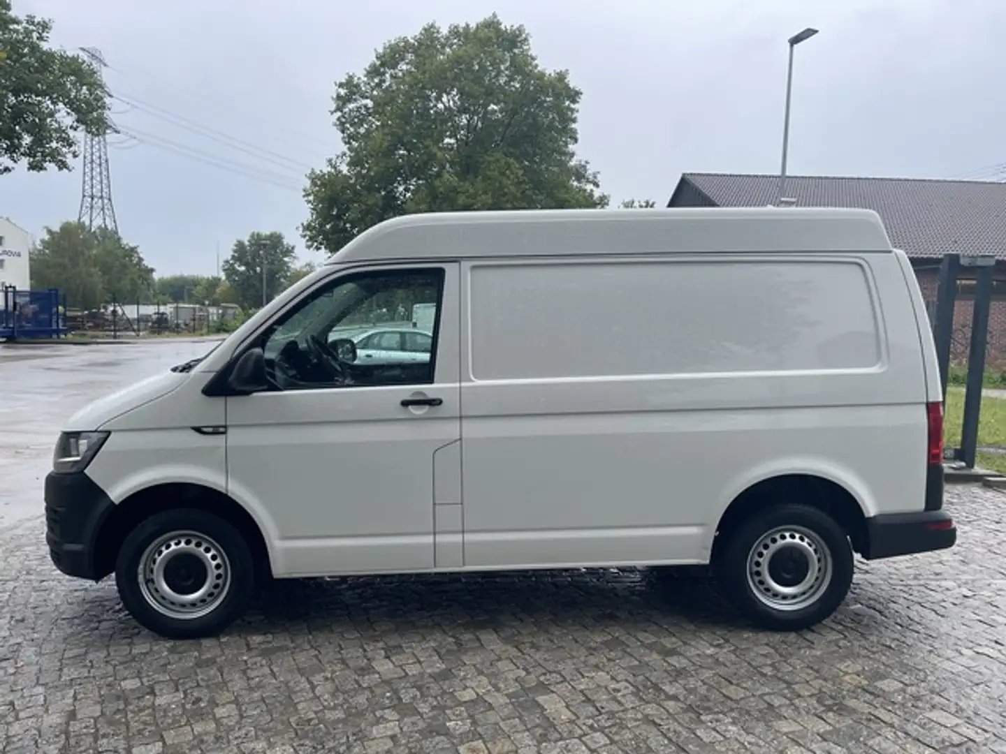 Volkswagen T6 Transporter 2.0TDI L1H2 Wit - 1