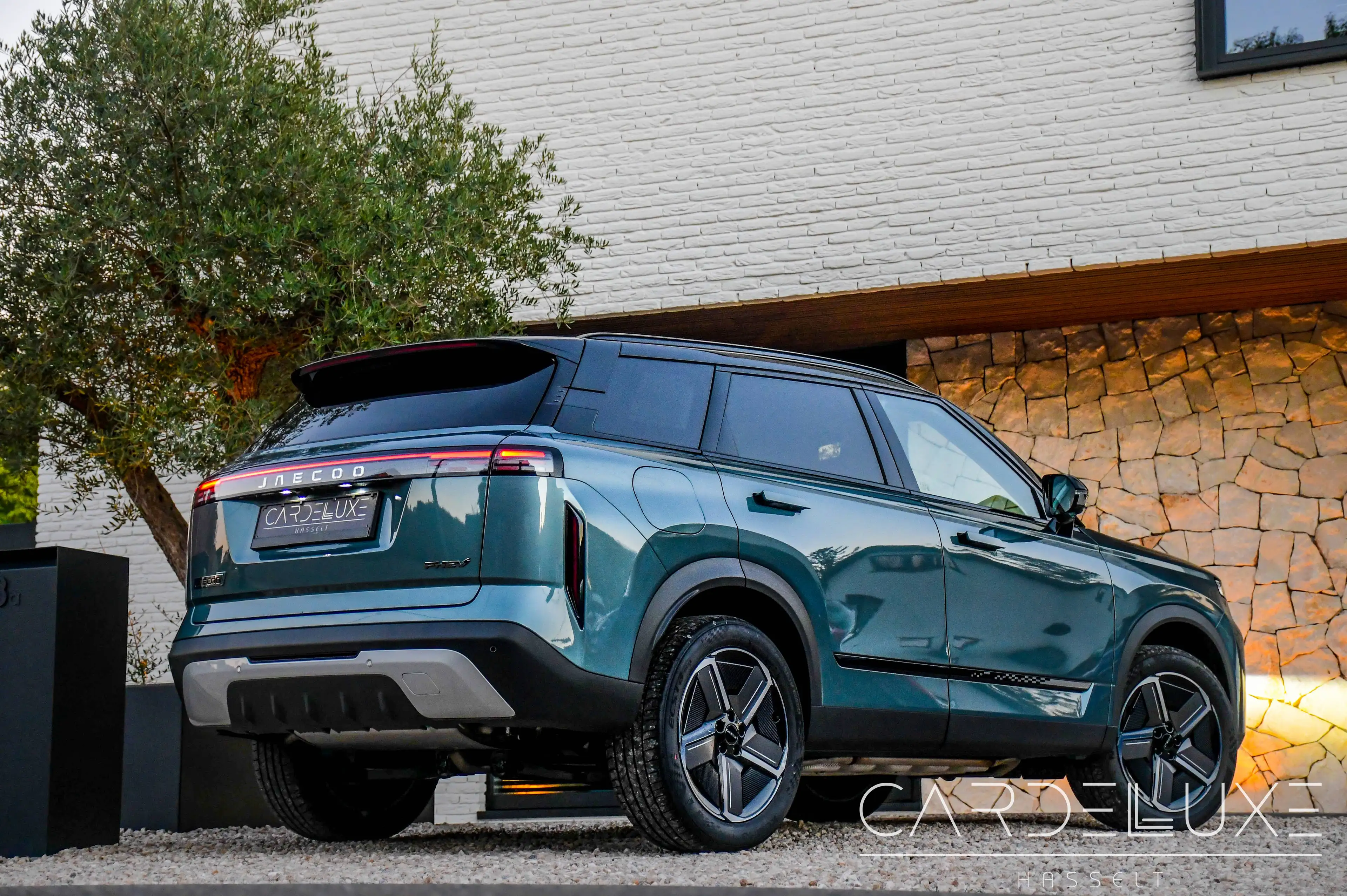 Jaecoo J7 EXCLUSIVE 255KW PHEV 🚩 FULL OPTION | NIEUW | -5500 EURO STOCKDEAL ! LAATSTE 2 BESCHIKBAAR. 7 JAAR GARANTIE !!!