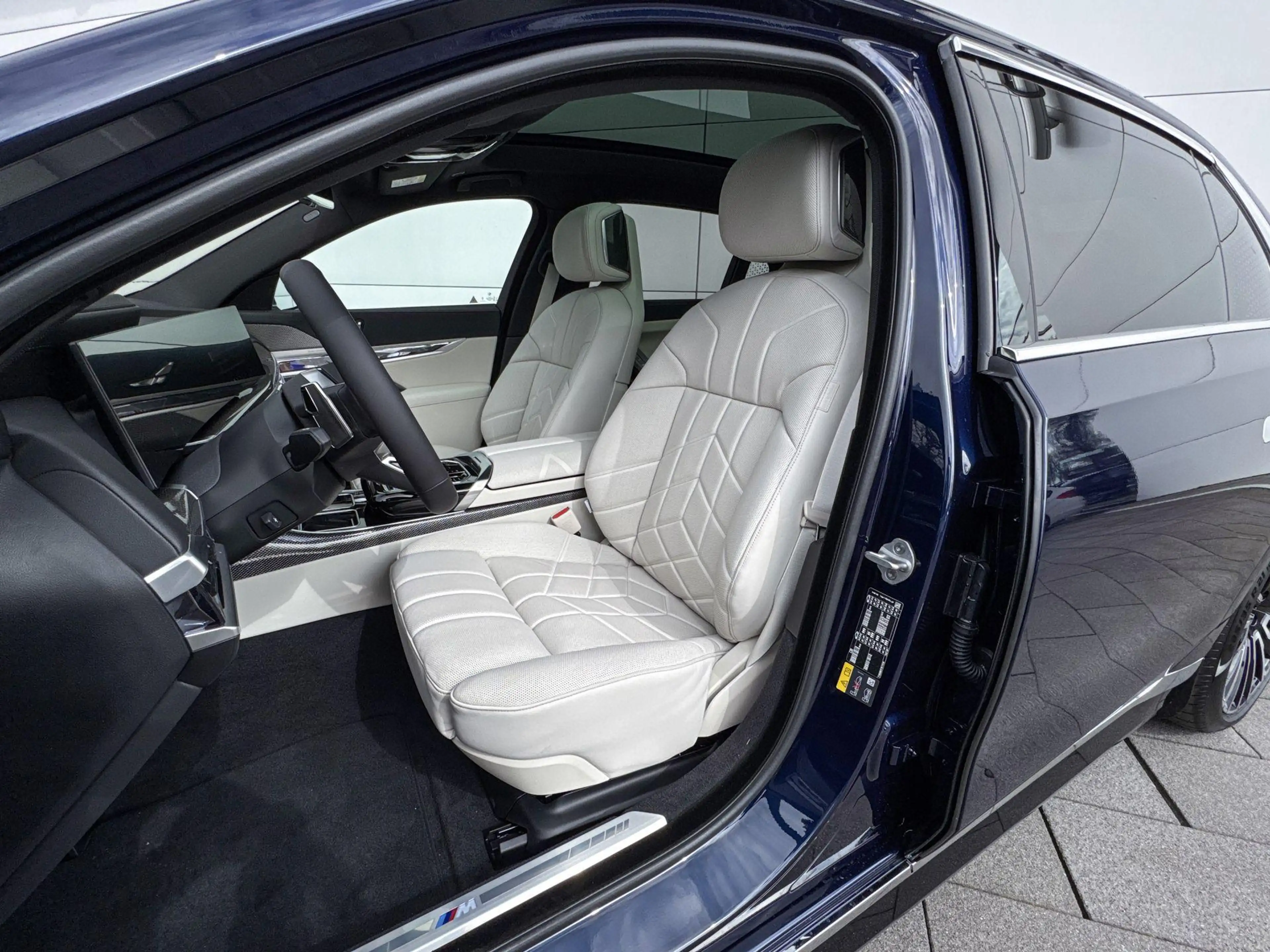 BMW i7 eDrive50 106 kWh M Sportpakket | Bowers & Wilkins — photo 9