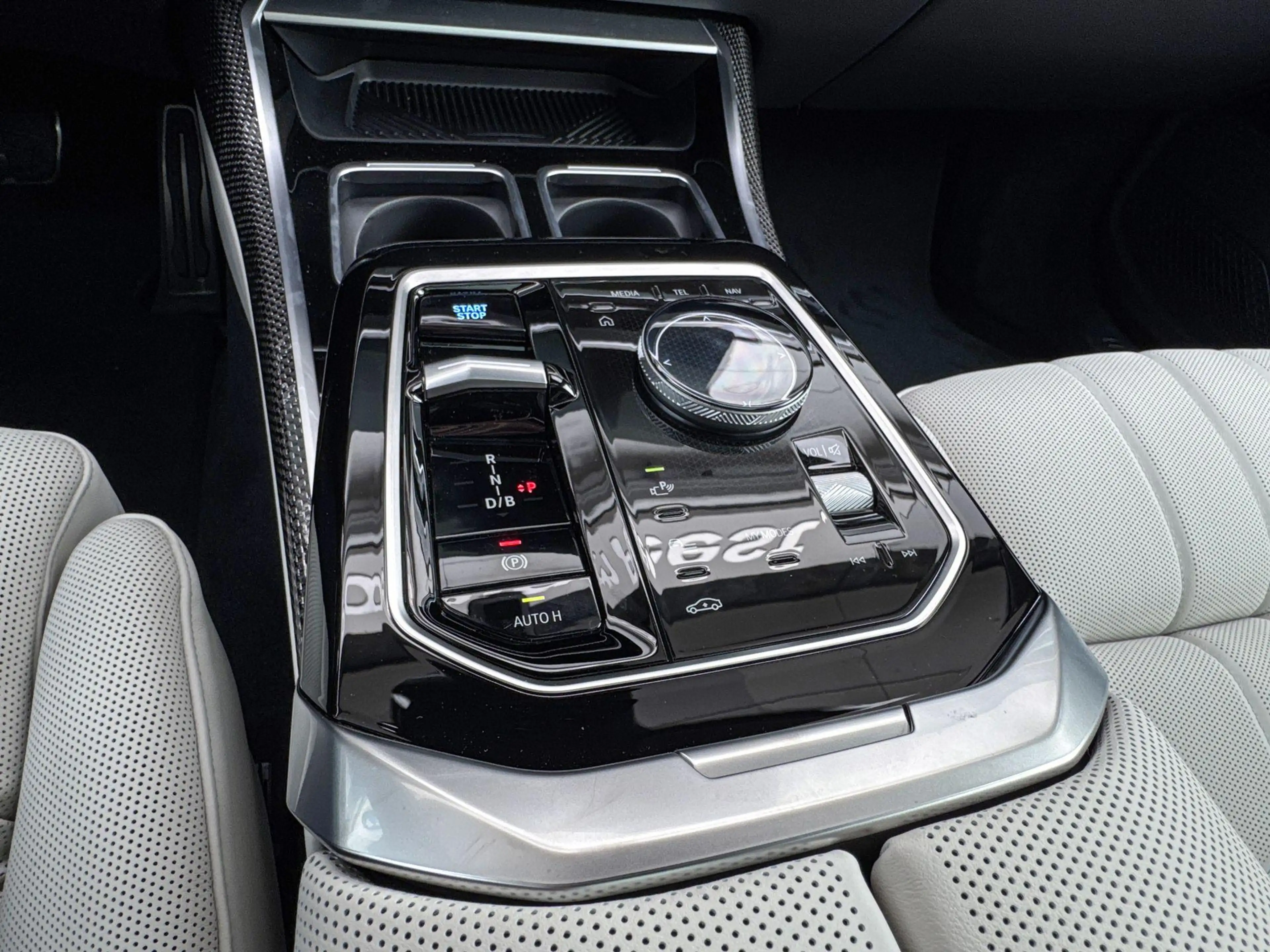 BMW i7 eDrive50 106 kWh M Sportpakket | Bowers & Wilkins — photo 15