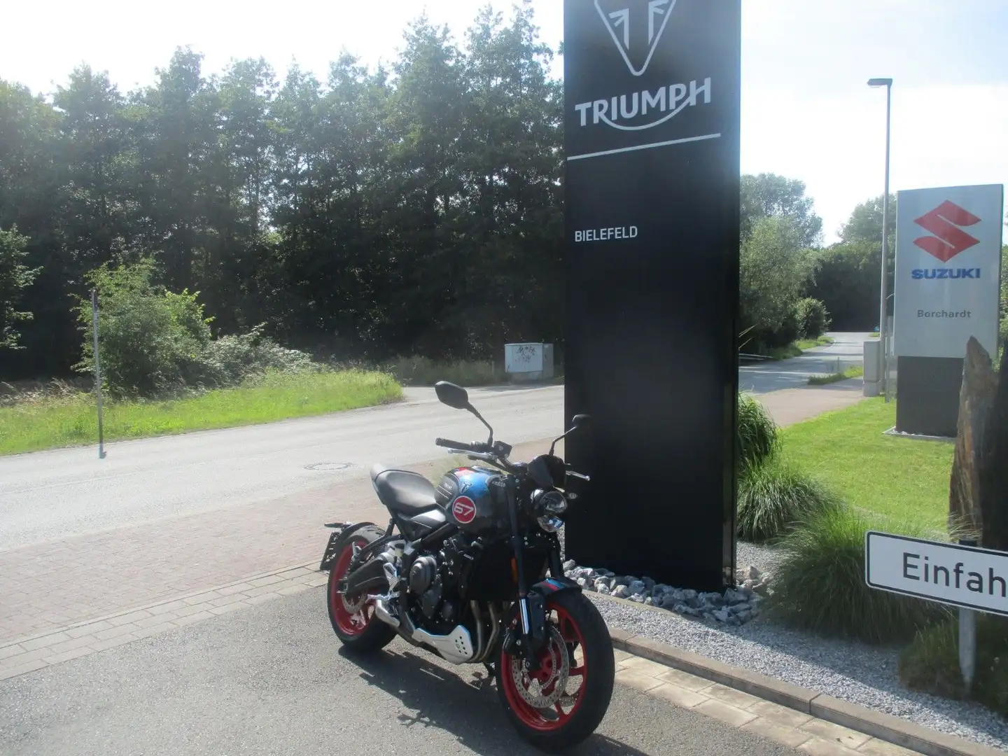 Triumph Trident 660 Triple Tribute - Sofort Verfügbar!!! Noir - 1
