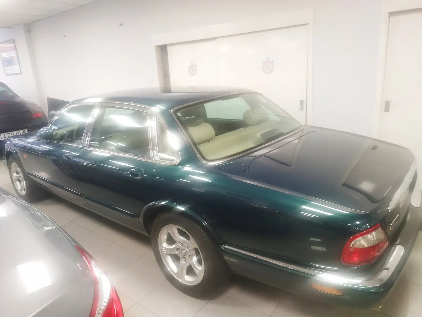 Jaguar XJ8 4.0 Sovereign - 2