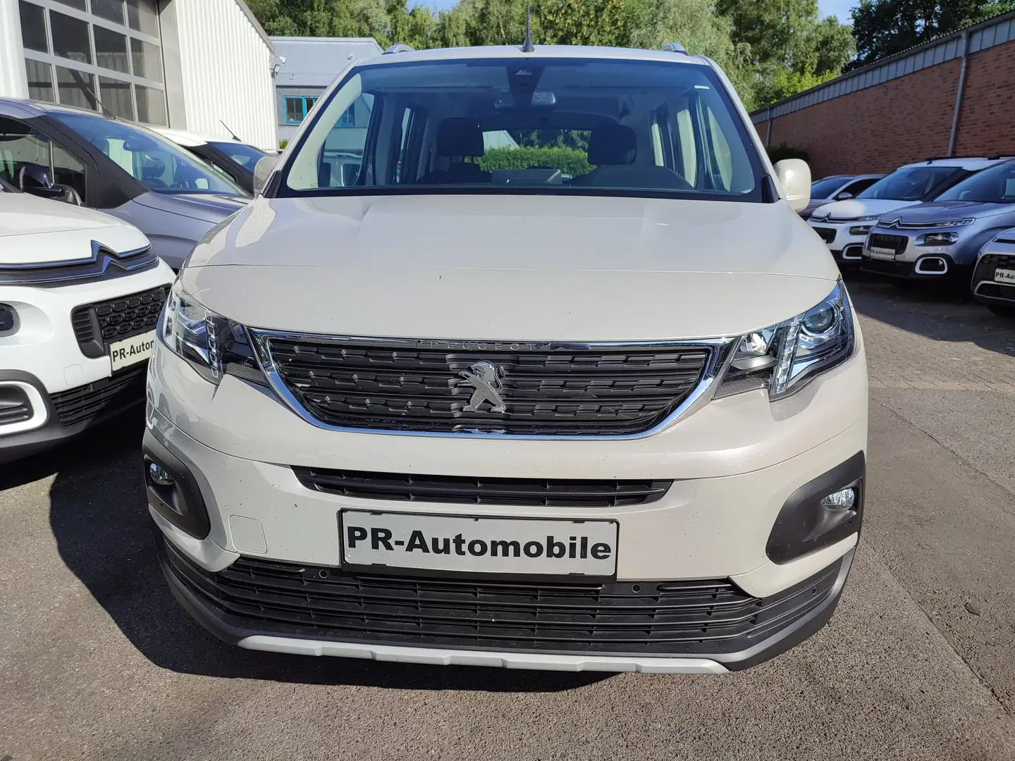 Peugeot Rifter PureTech 130 L1 EAT8 Allure Klimaaut/Navi+Cam Beige - 2