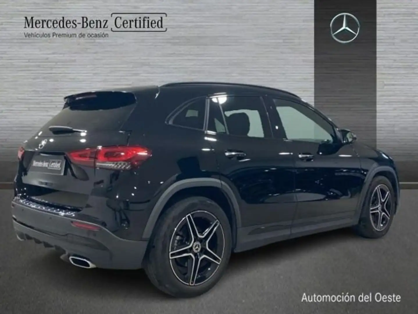 Mercedes-Benz GLA 200 Negro - 2
