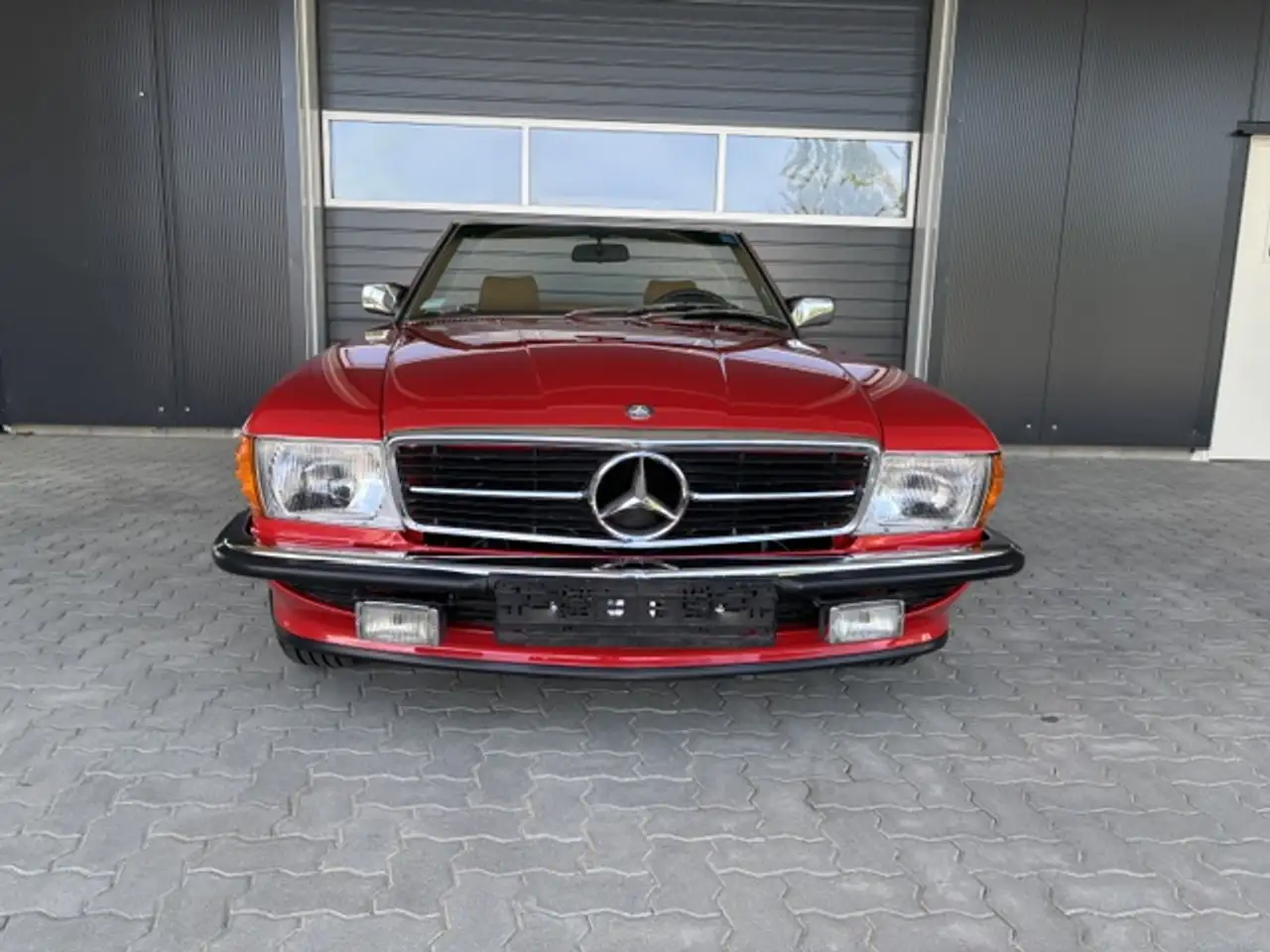Mercedes-Benz SL 560 W107_ R107, foto 1