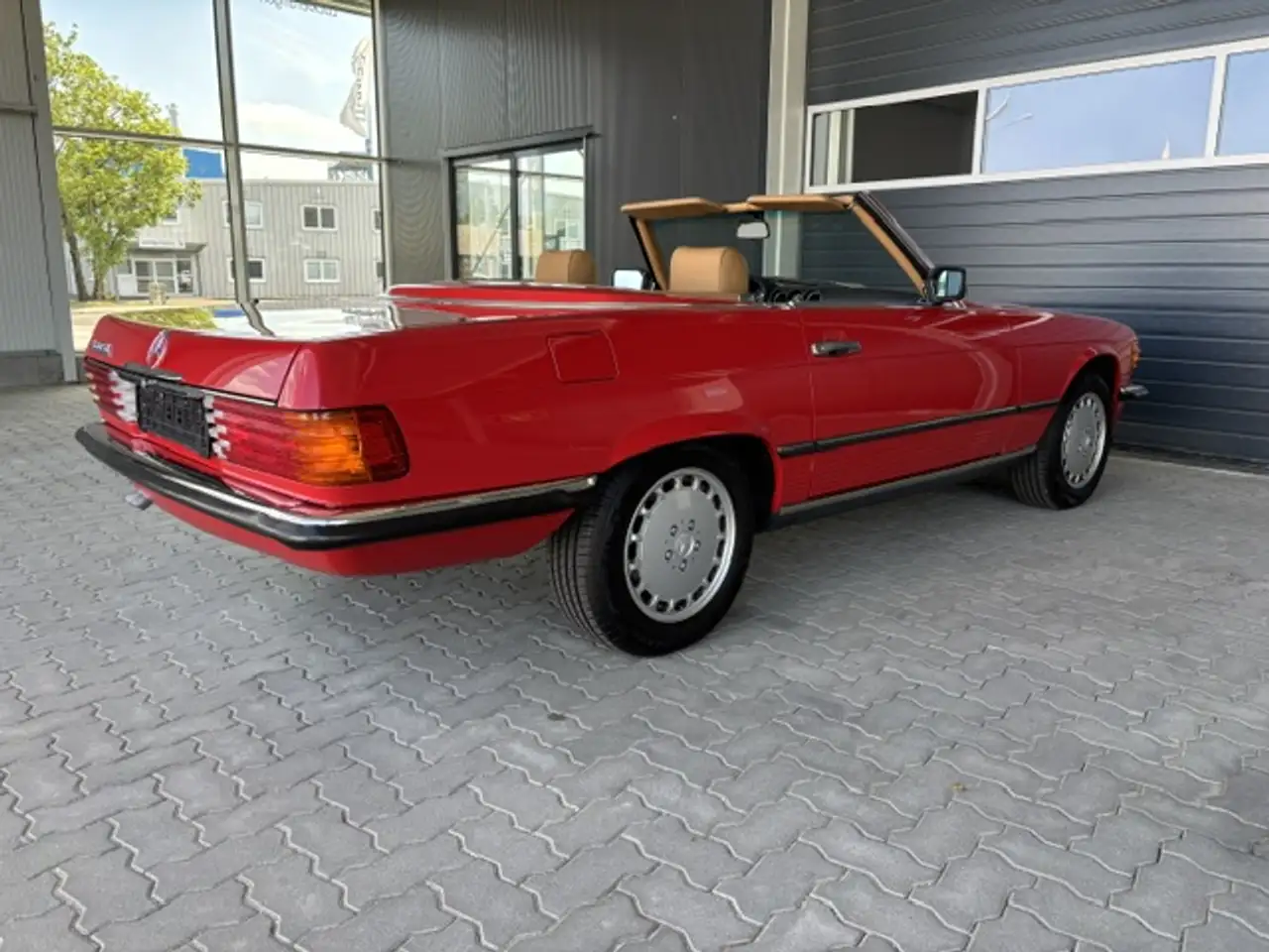 Mercedes-Benz SL 560 W107_ R107, foto 6