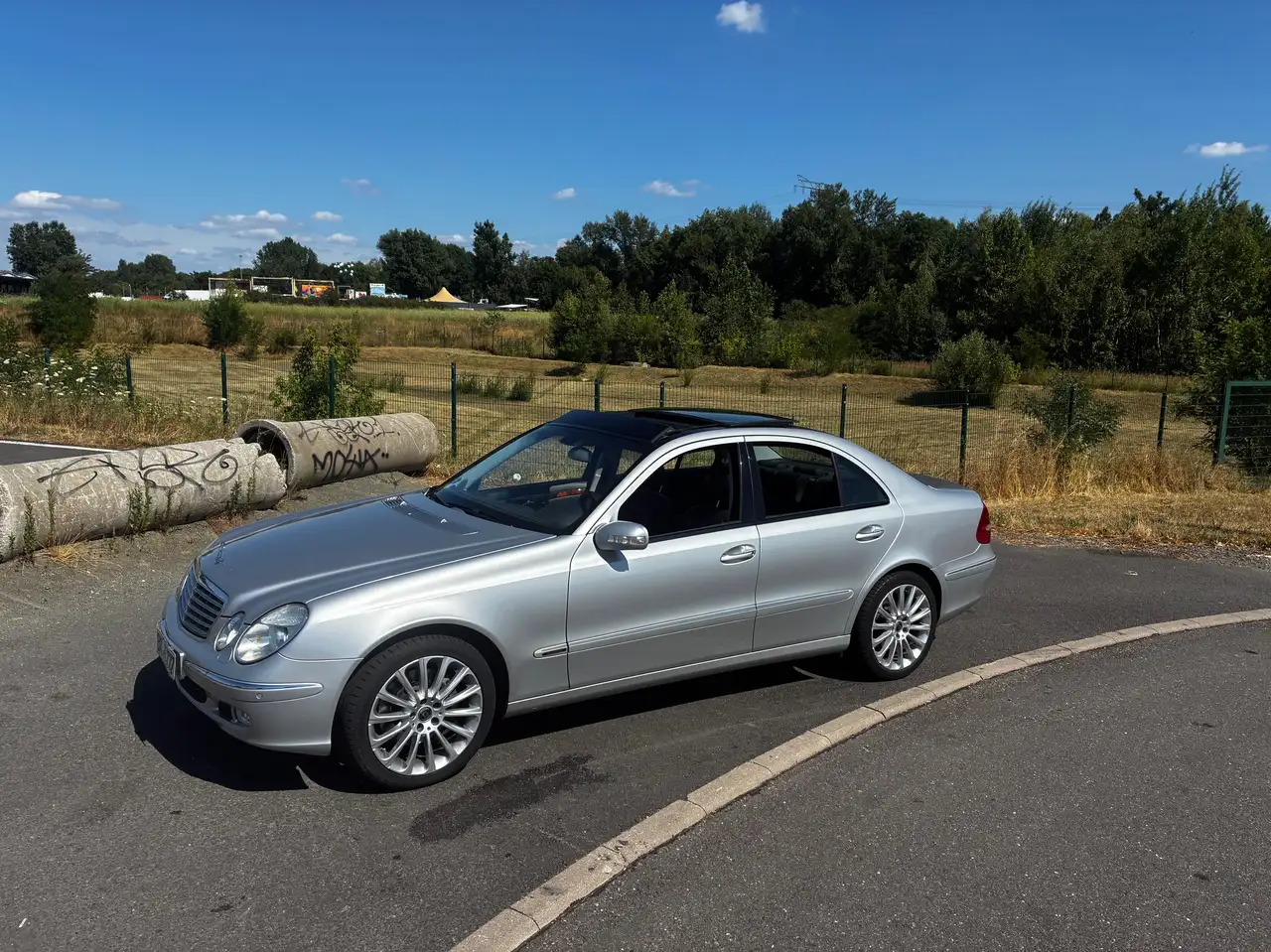 Mercedes-Benz E-Class E 500 2004