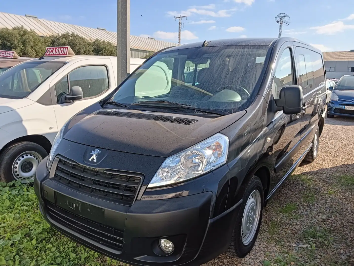 Peugeot Expert Combi Mixto 2.0HDI L2 5/6pl. 125 Negro - 1
