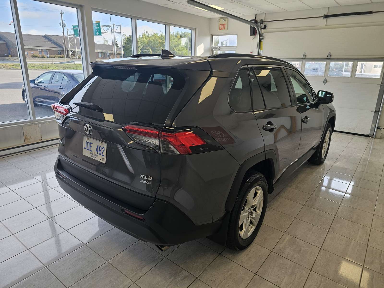 2021 Toyota RAV4 XLE AWD — снимка 1