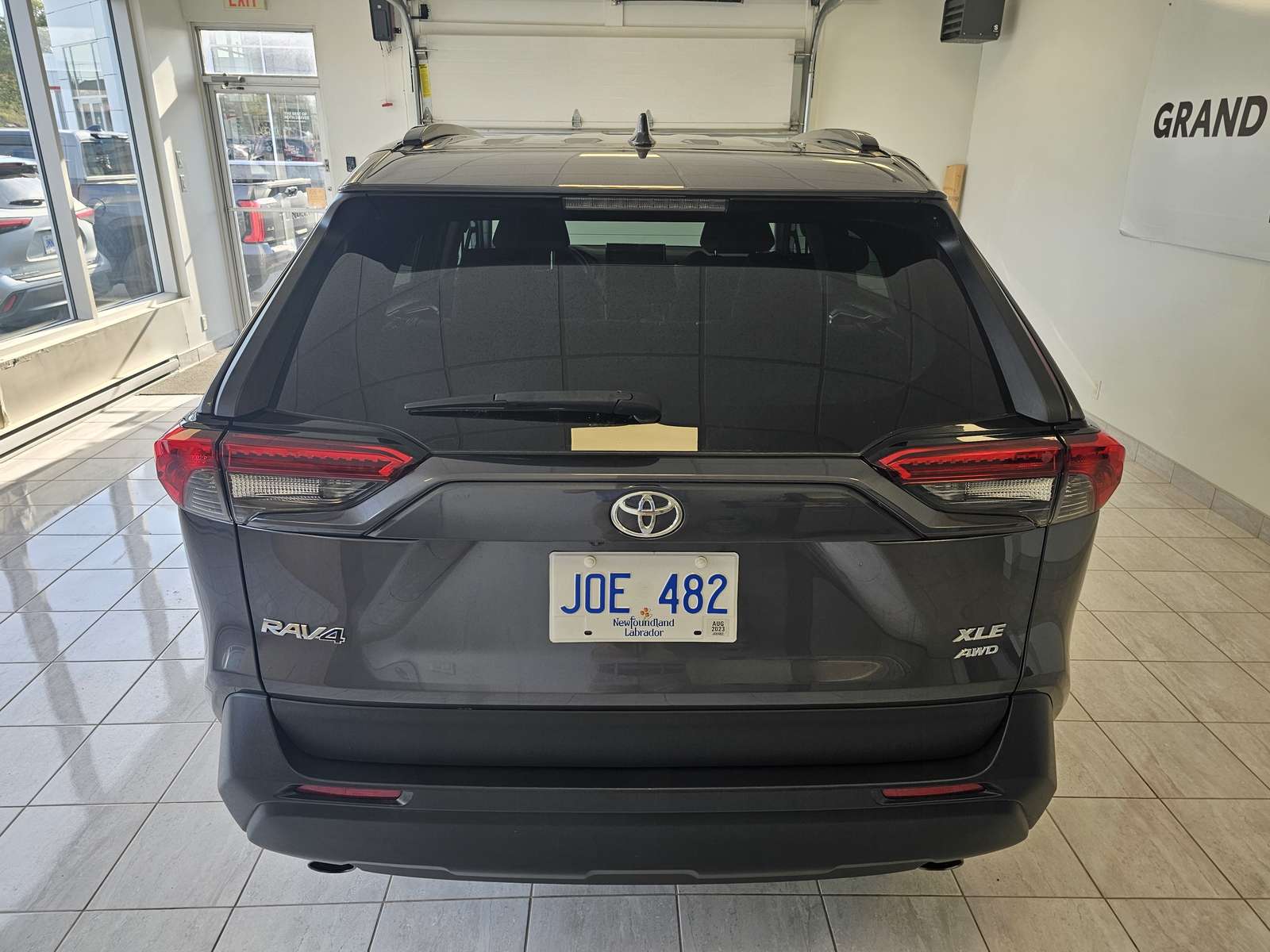 2021 Toyota RAV4 XLE AWD — снимка 1