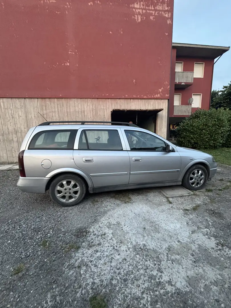 Opel Astra 5p 1.7 td GLS (edition) - 2