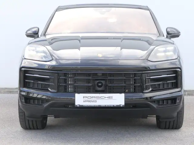 Porsche Cayenne view 6