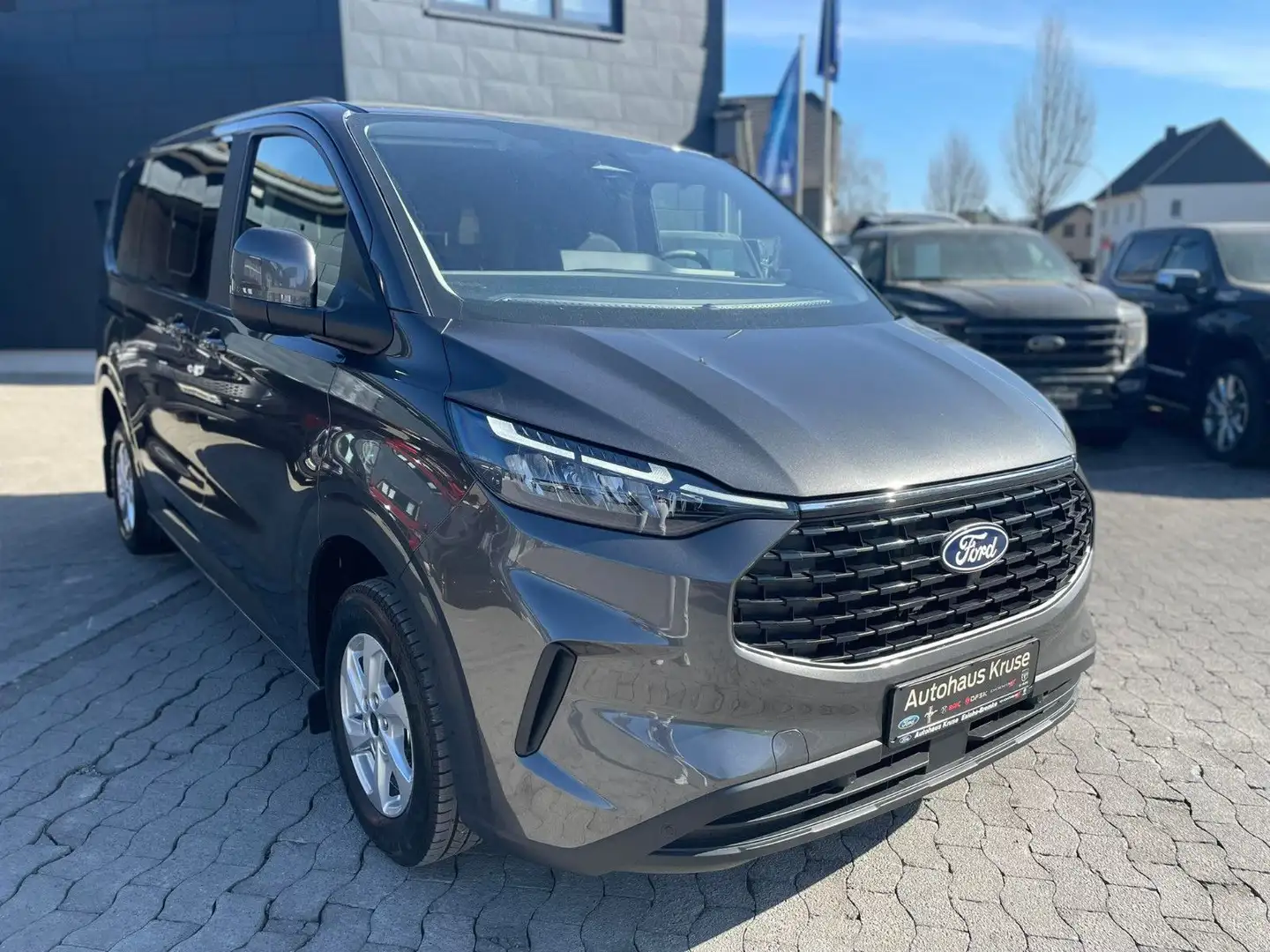 Ford Tourneo Custom 2.0 EcoBlue 100kW 320 L1 Trend Grigio - 2