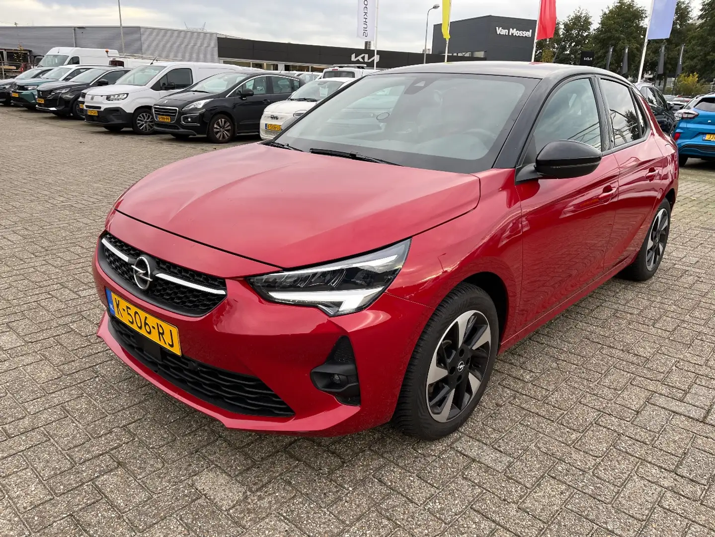 Opel Corsa-e GS Line 50 kWh 3 Fase | Premium Pakket | Unieke KM Rouge - 1