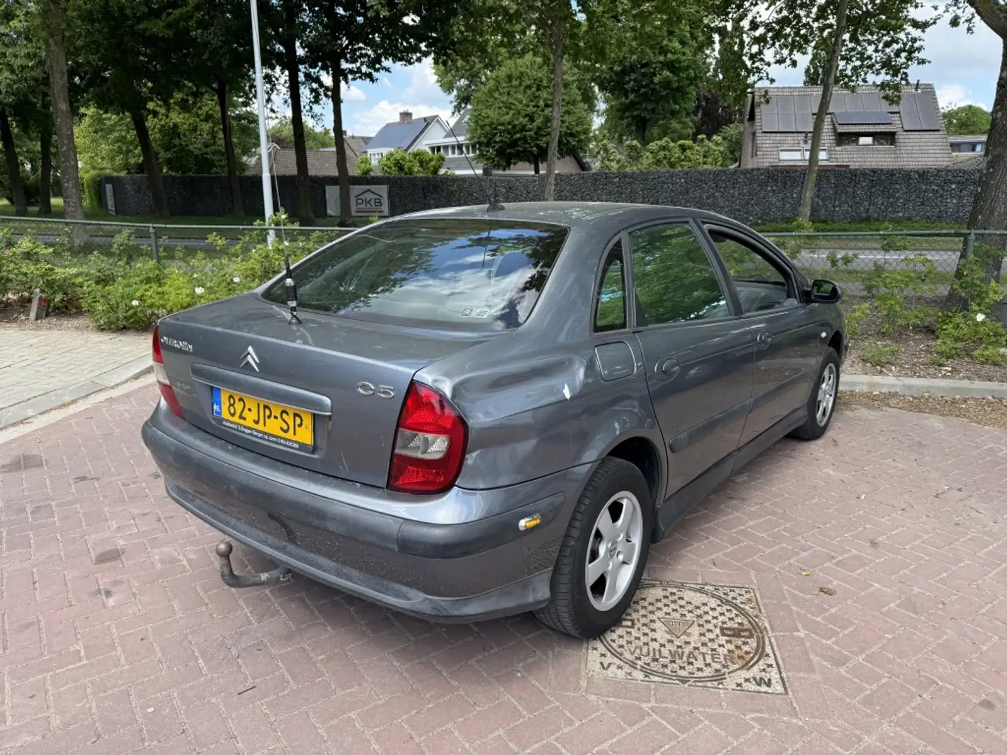 Citroen C5 1.8-16V L. Séduction Gris - 2
