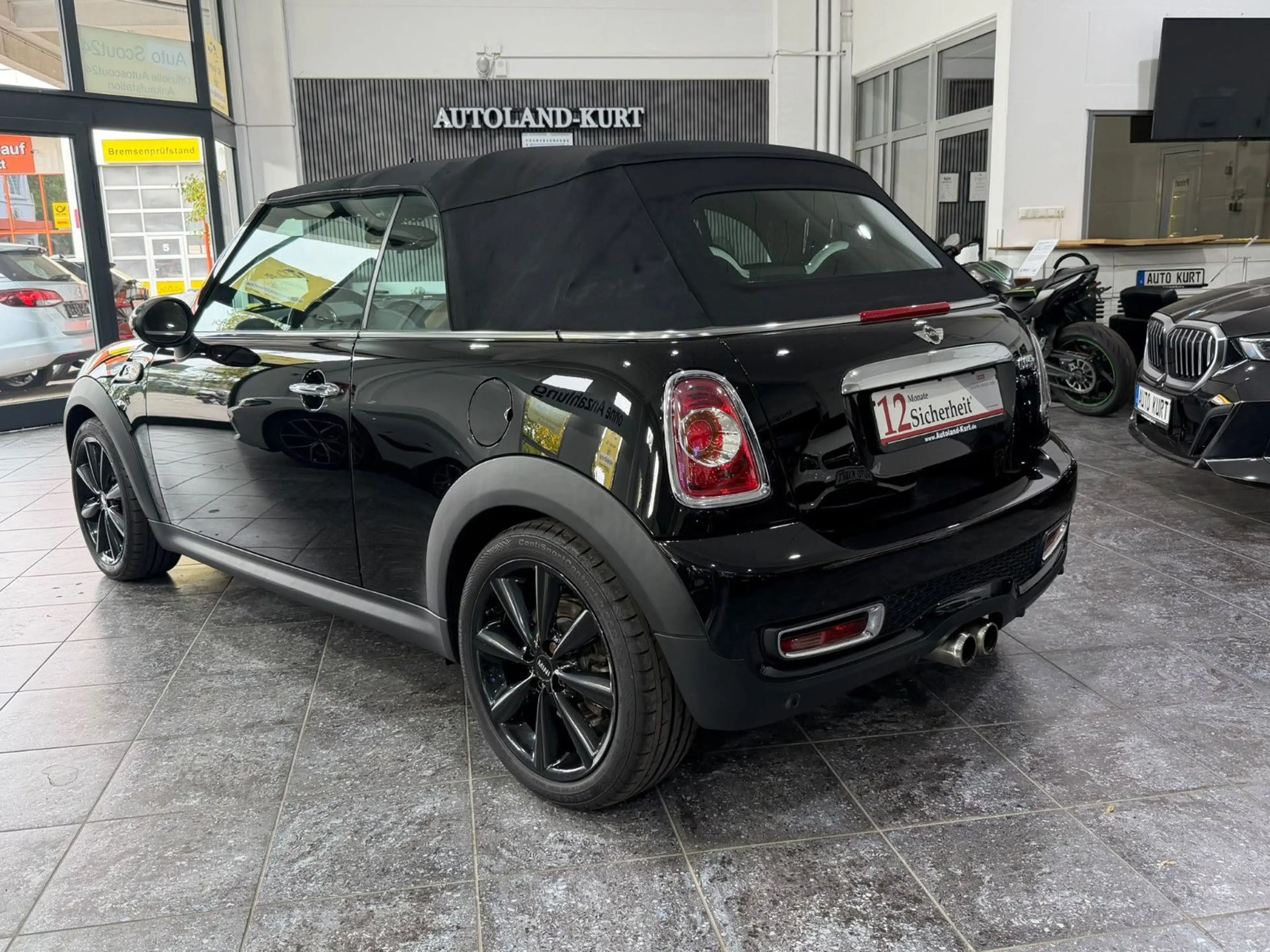 MINI Cooper S Cabrio *lederBraun*Navi*Xenon*PDC*Shz*WR — photo 9