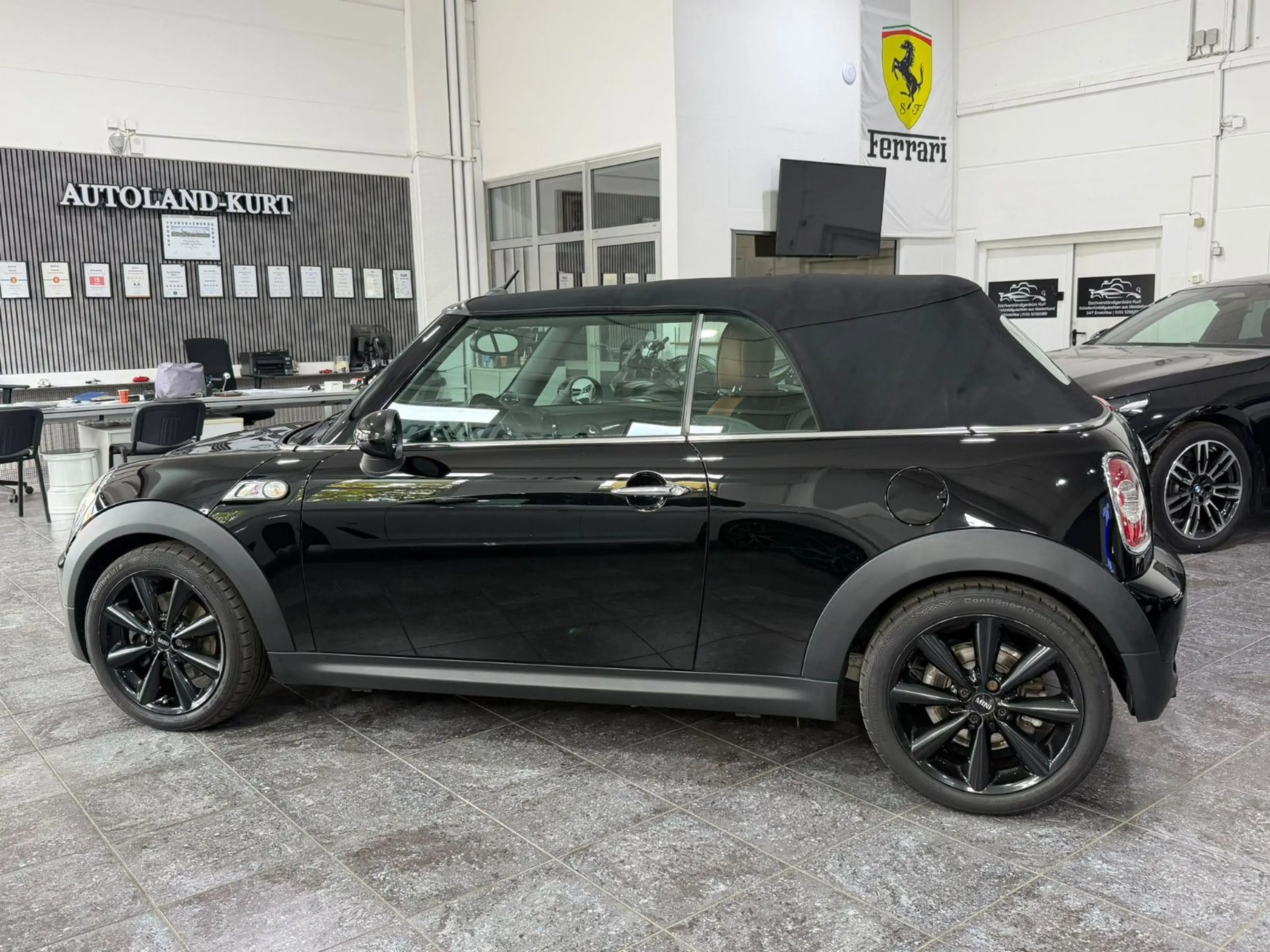 MINI Cooper S Cabrio *lederBraun*Navi*Xenon*PDC*Shz*WR — photo 10