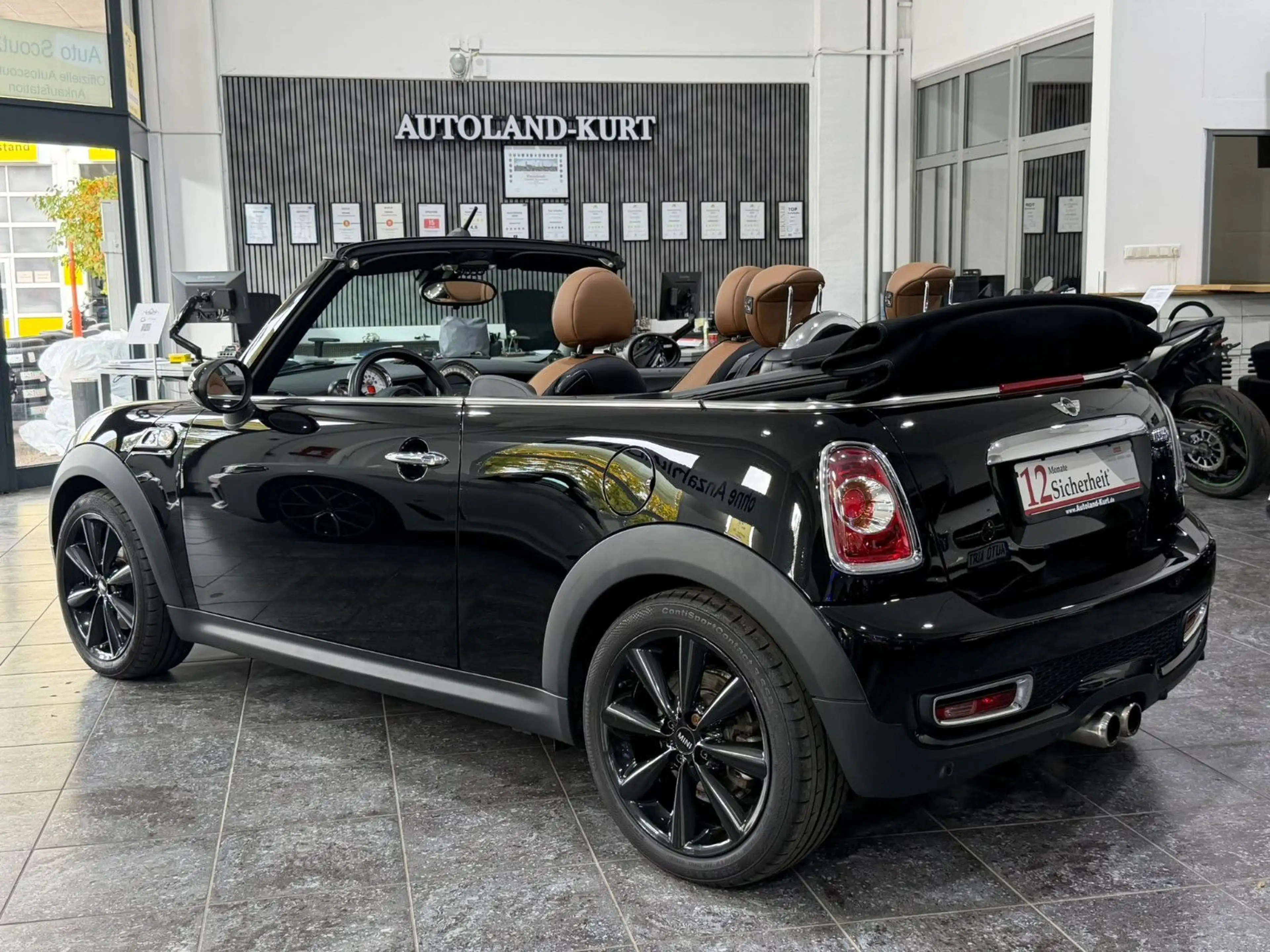 MINI Cooper S Cabrio *lederBraun*Navi*Xenon*PDC*Shz*WR — photo 8
