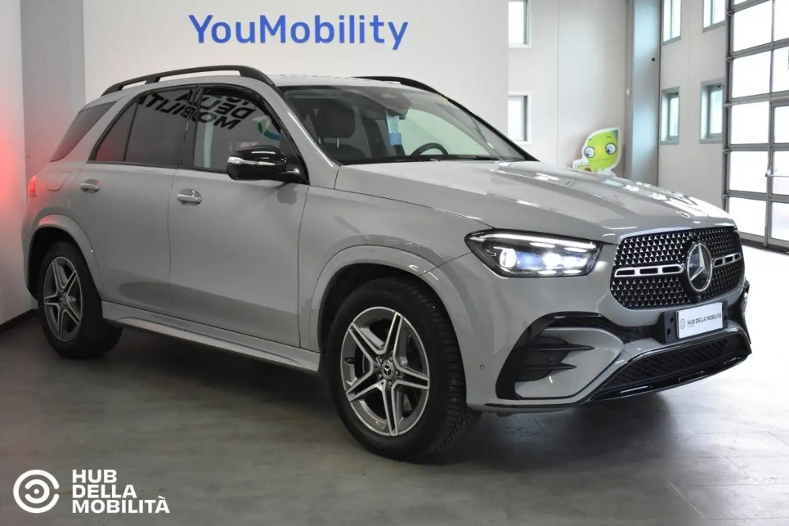 Mercedes-Benz GLE 300 d 4Matic Mild Hybrid AMG Line Advanced Plus Gri - 2