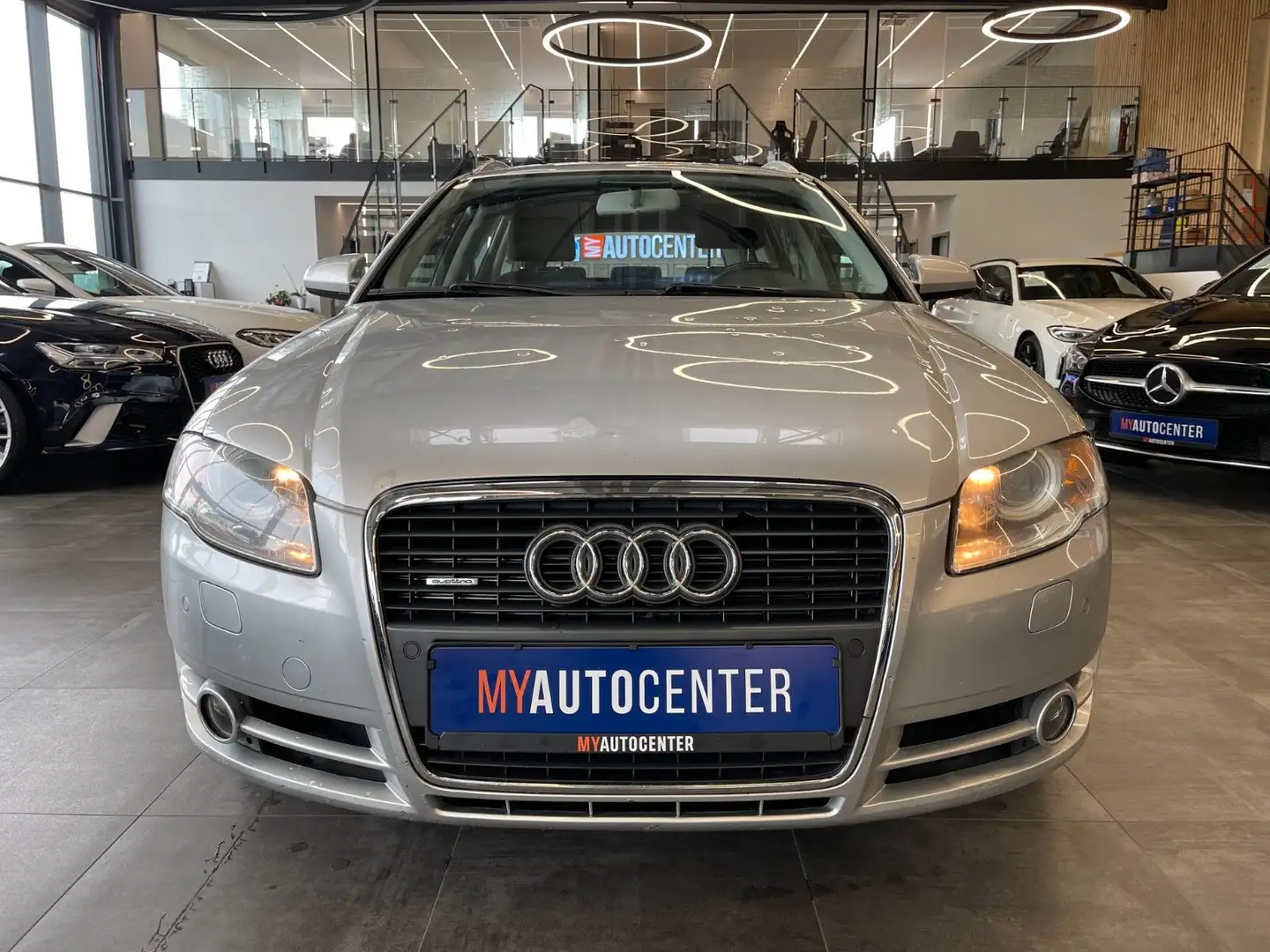 Audi A4 Avan 3.0 TDI quattro *SZHZ*PDC*TEMPOMAT*KLIMA Silber - 2