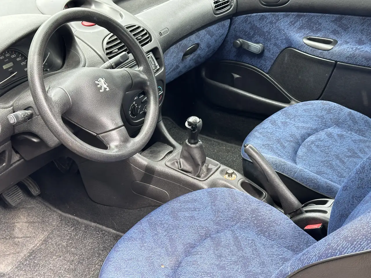 Peugeot 206 1.1 XN, foto 12
