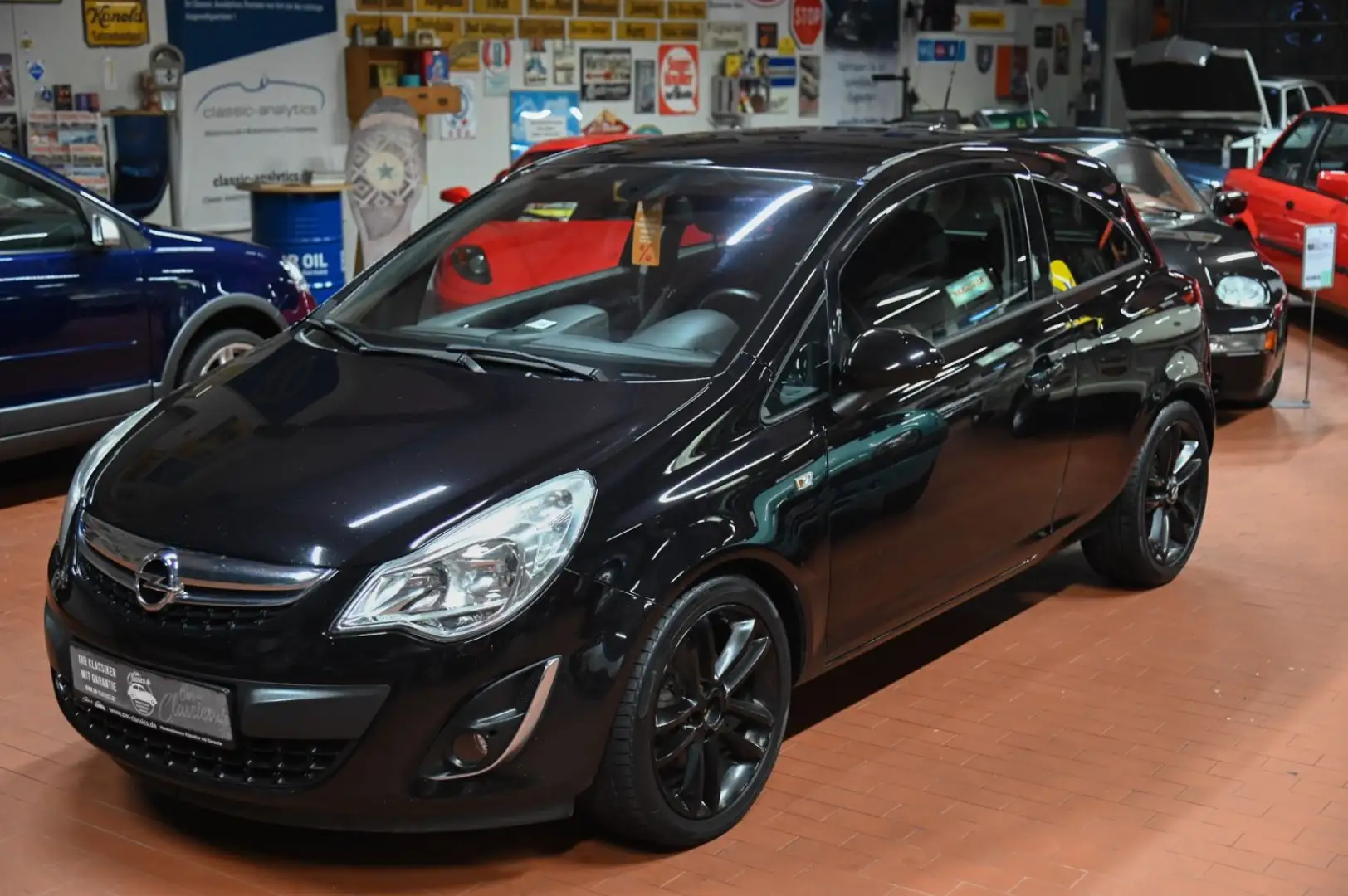 Opel Corsa D Color Edition *GEPRÜFTE INZAHLUNGNAHME* Schwarz - 2