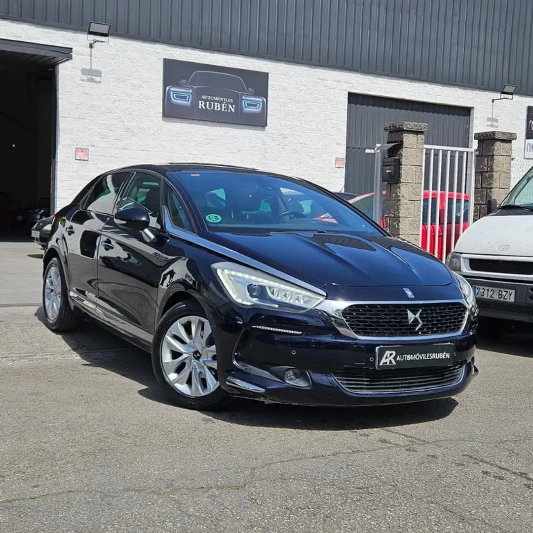 DS Automobiles DS 5 BlueHDi 88kW (120CV) Style Schwarz - 1