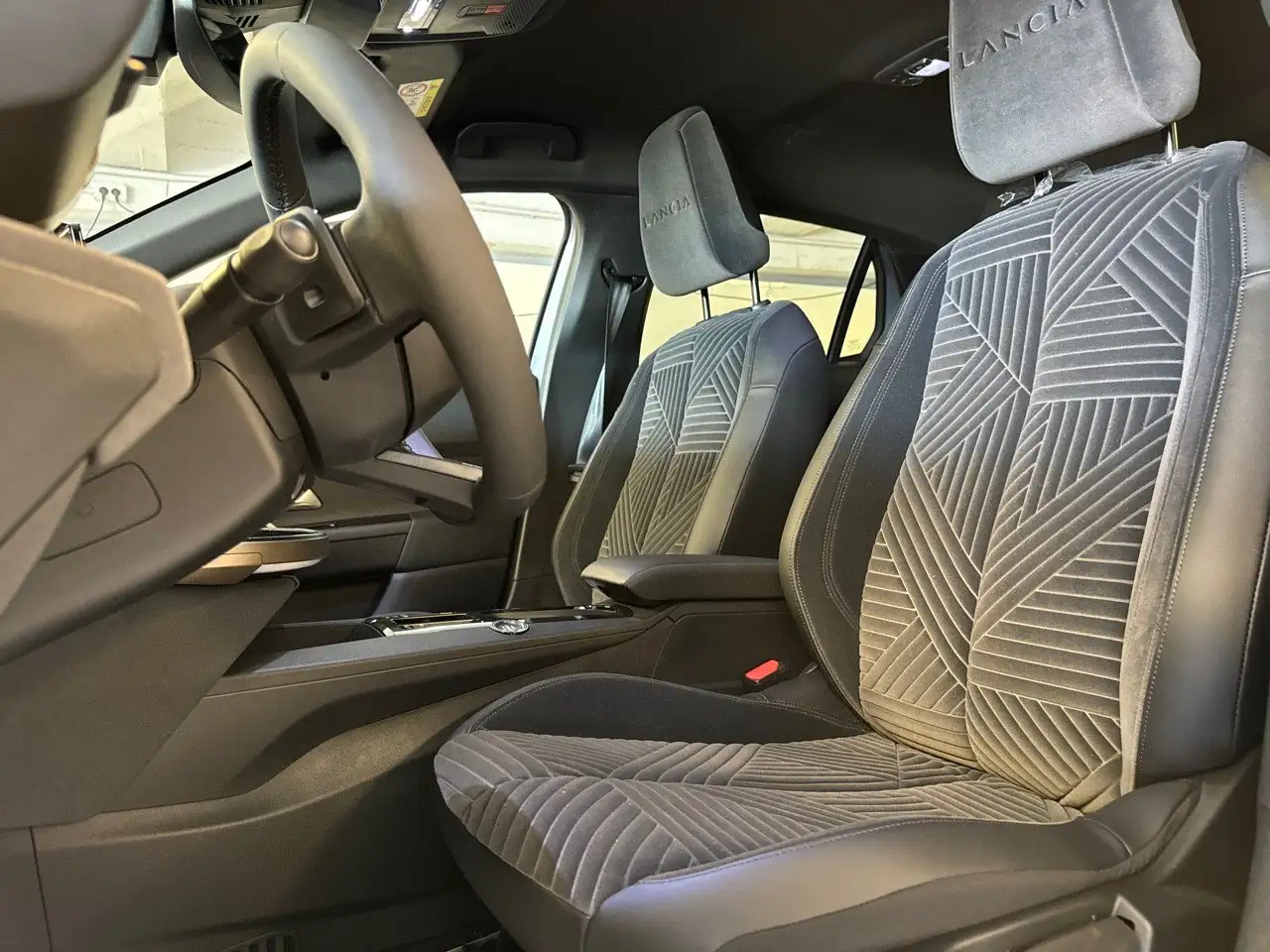 Lancia Ypsilon 2026 — фото 9
