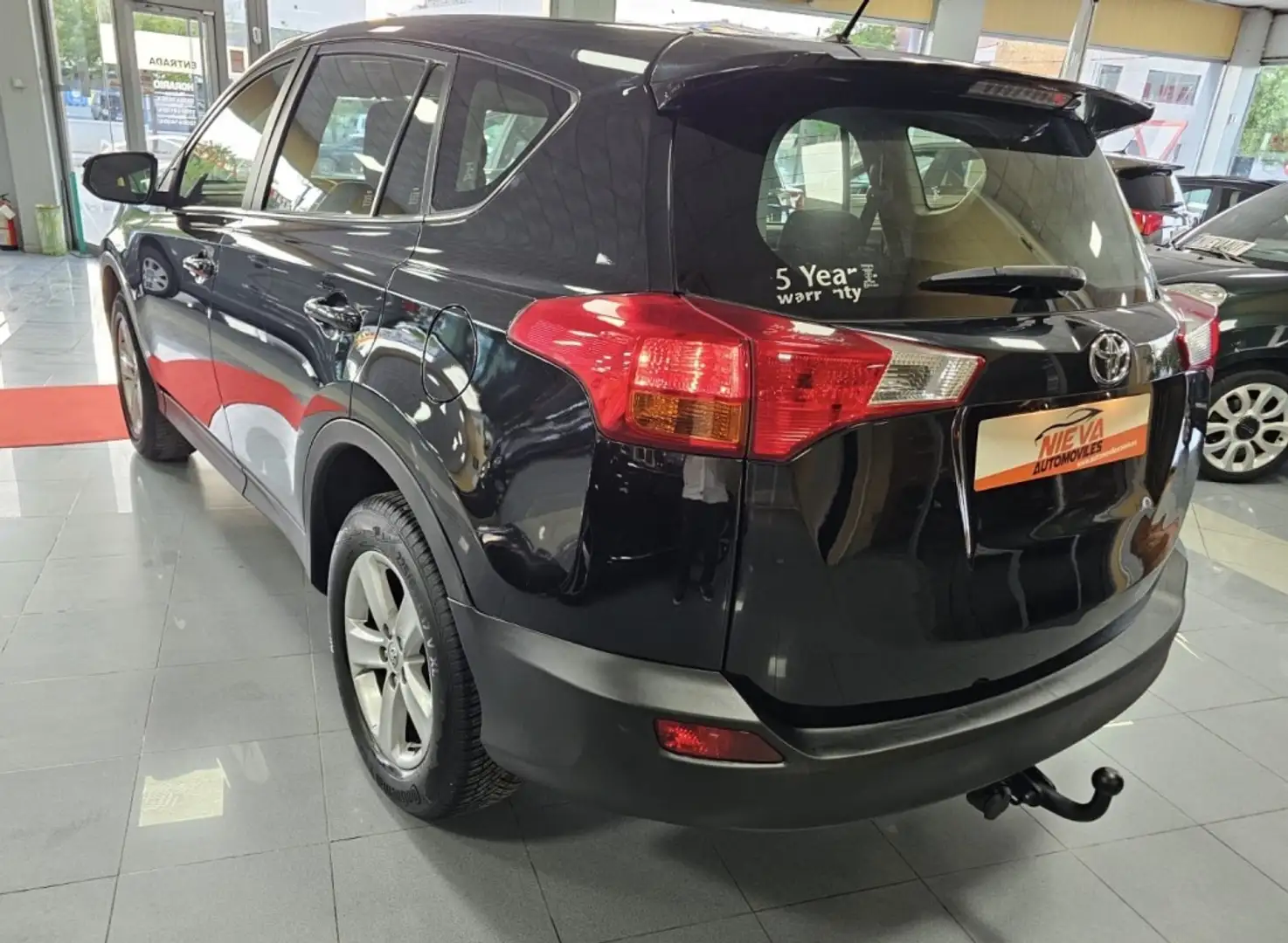 Toyota RAV 4 120D Advance 4x2 Noir - 2