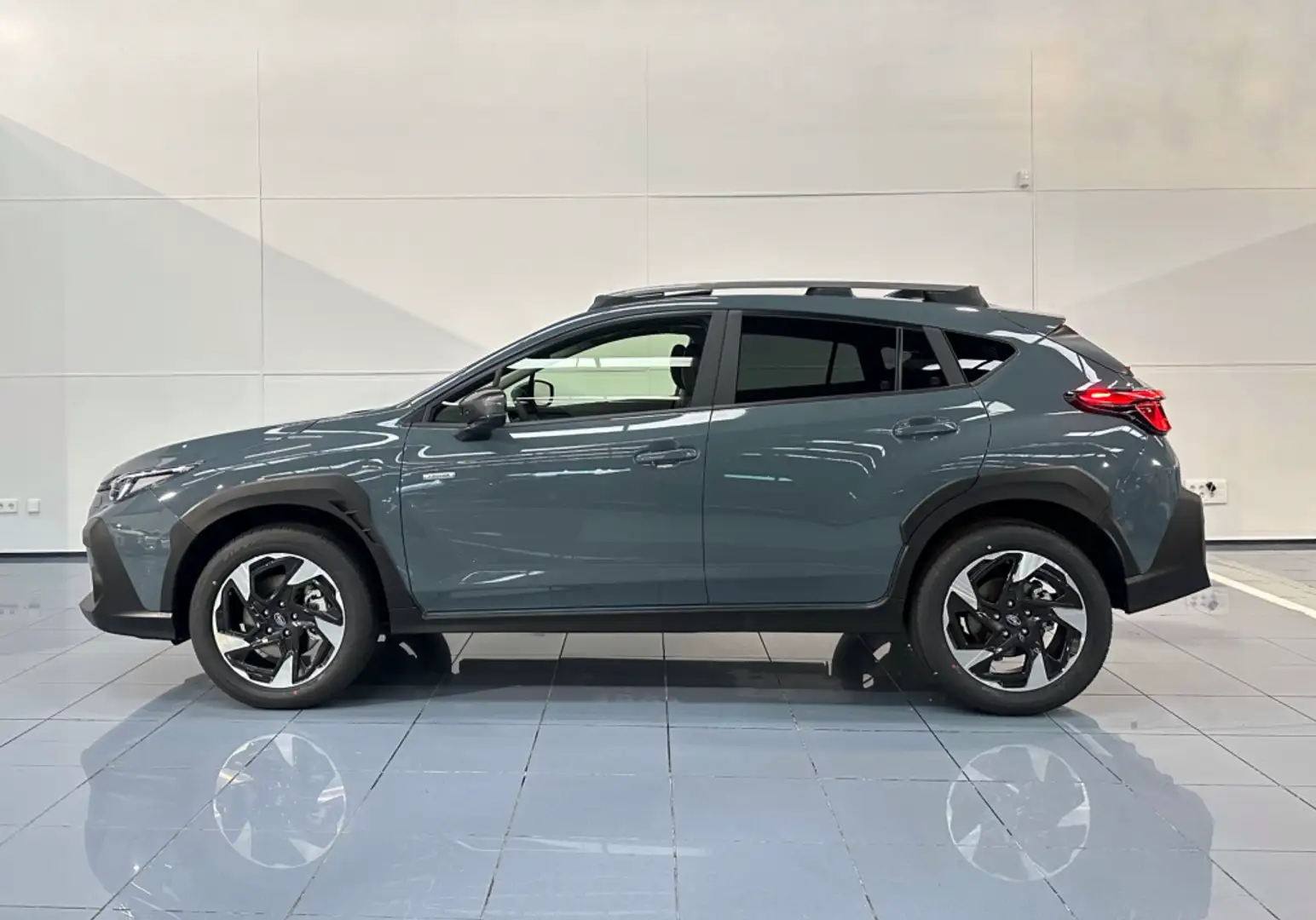 Subaru Crosstrek 2.0i Hybrid Field CVT Сірий - 2