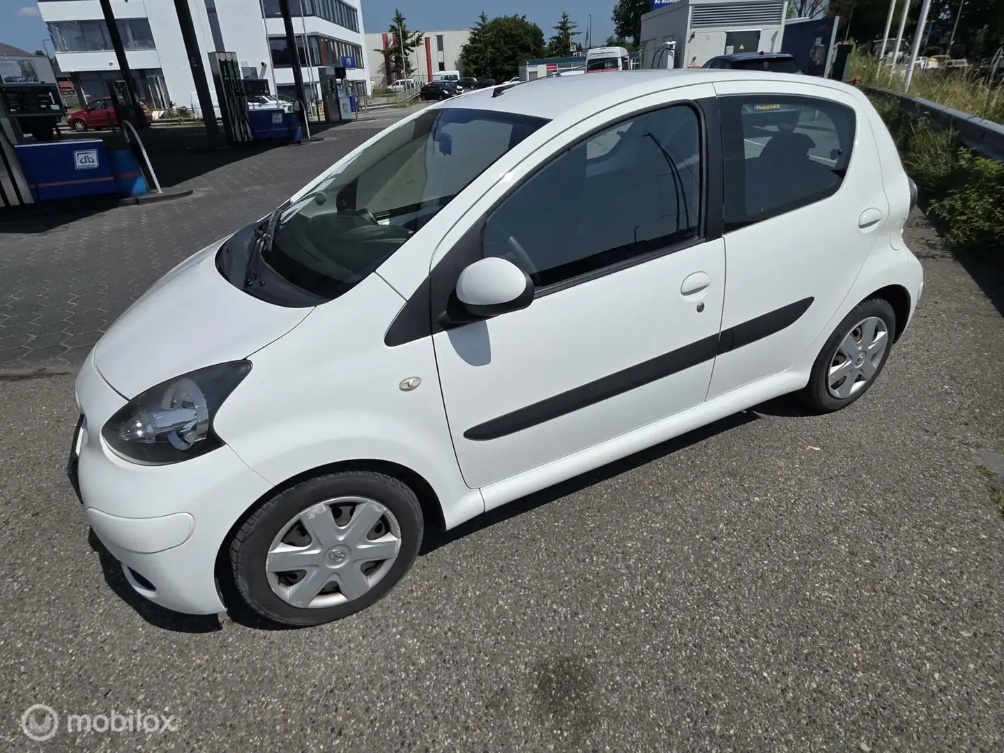 Toyota Aygo 1.0-12V Comfort. AUTOMAAT, 5 DEURS, APK ******* Fehér - 1