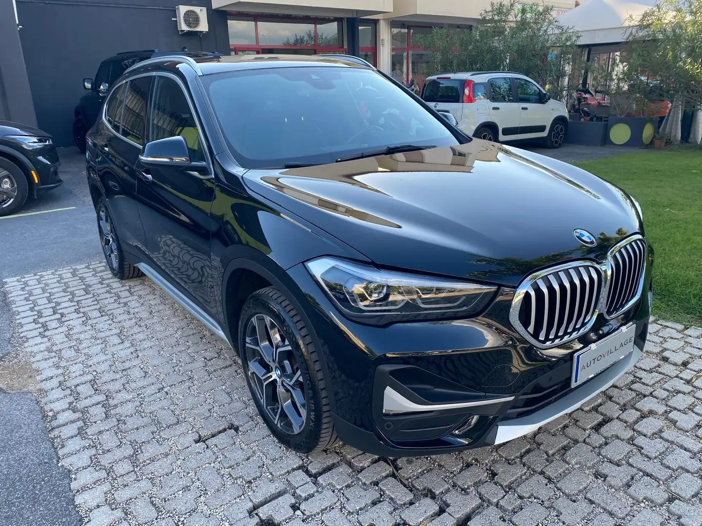 BMW X1 X1 sdrive18d xLine auto Nero - 2
