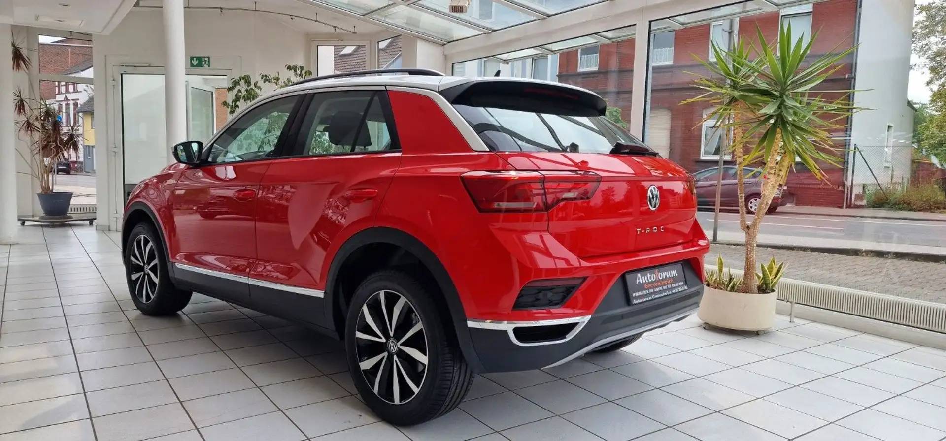 Volkswagen T-Roc Style, Beats, PDC, ACC, Rot - 2