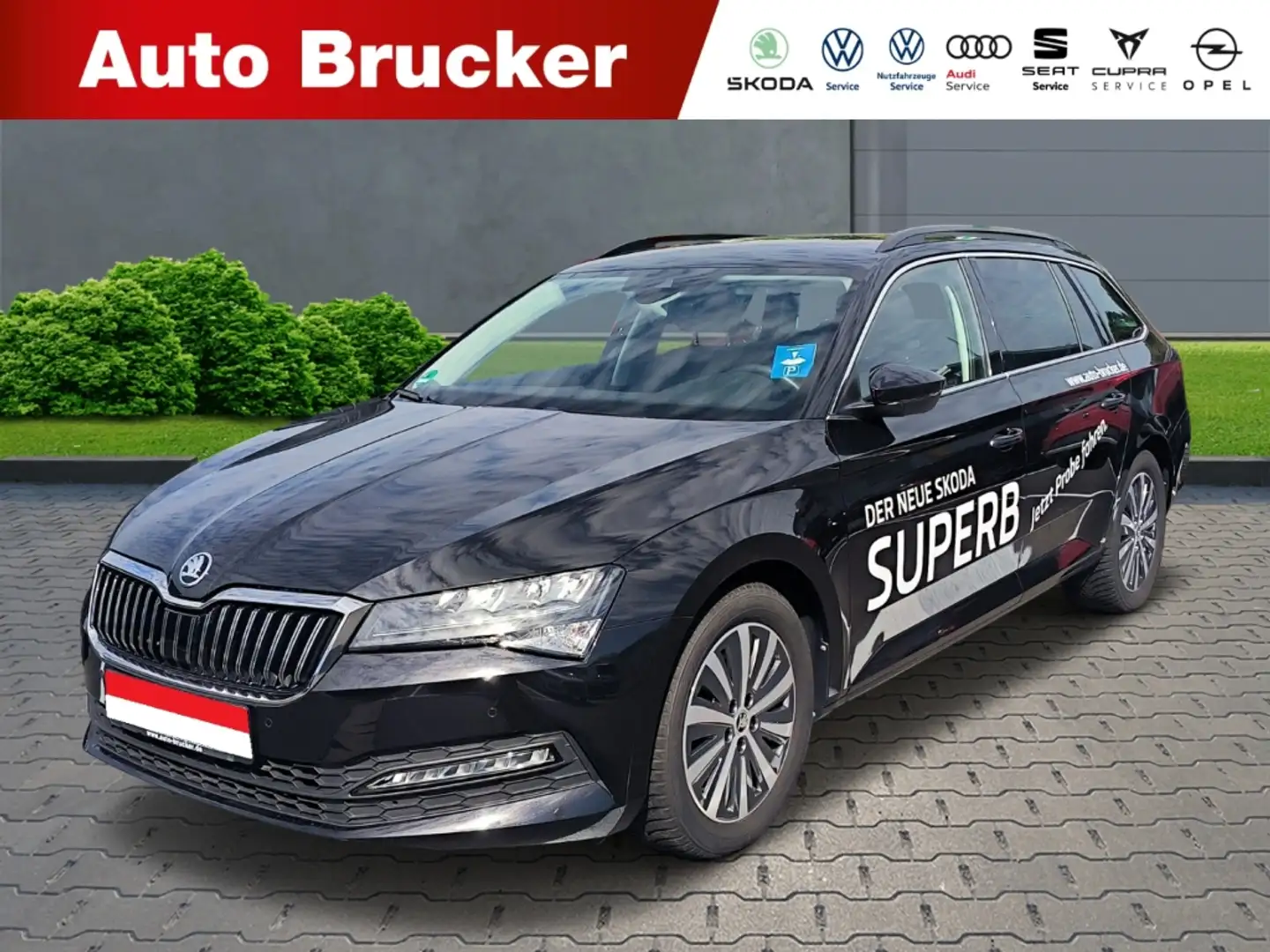 Skoda Superb Combi Ambition 2.0 TDI Navi el.Heckklappe Schwarz - 1