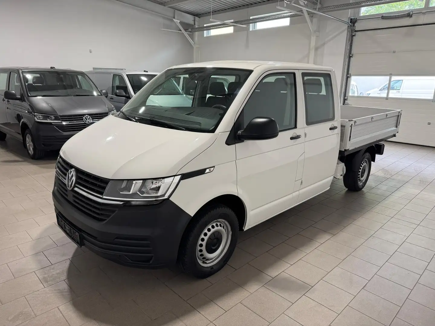 Volkswagen T6.1 Transporter T6.1 Pritsche-Doka (6-Si.),lang,Klima,Radio Weiß - 1
