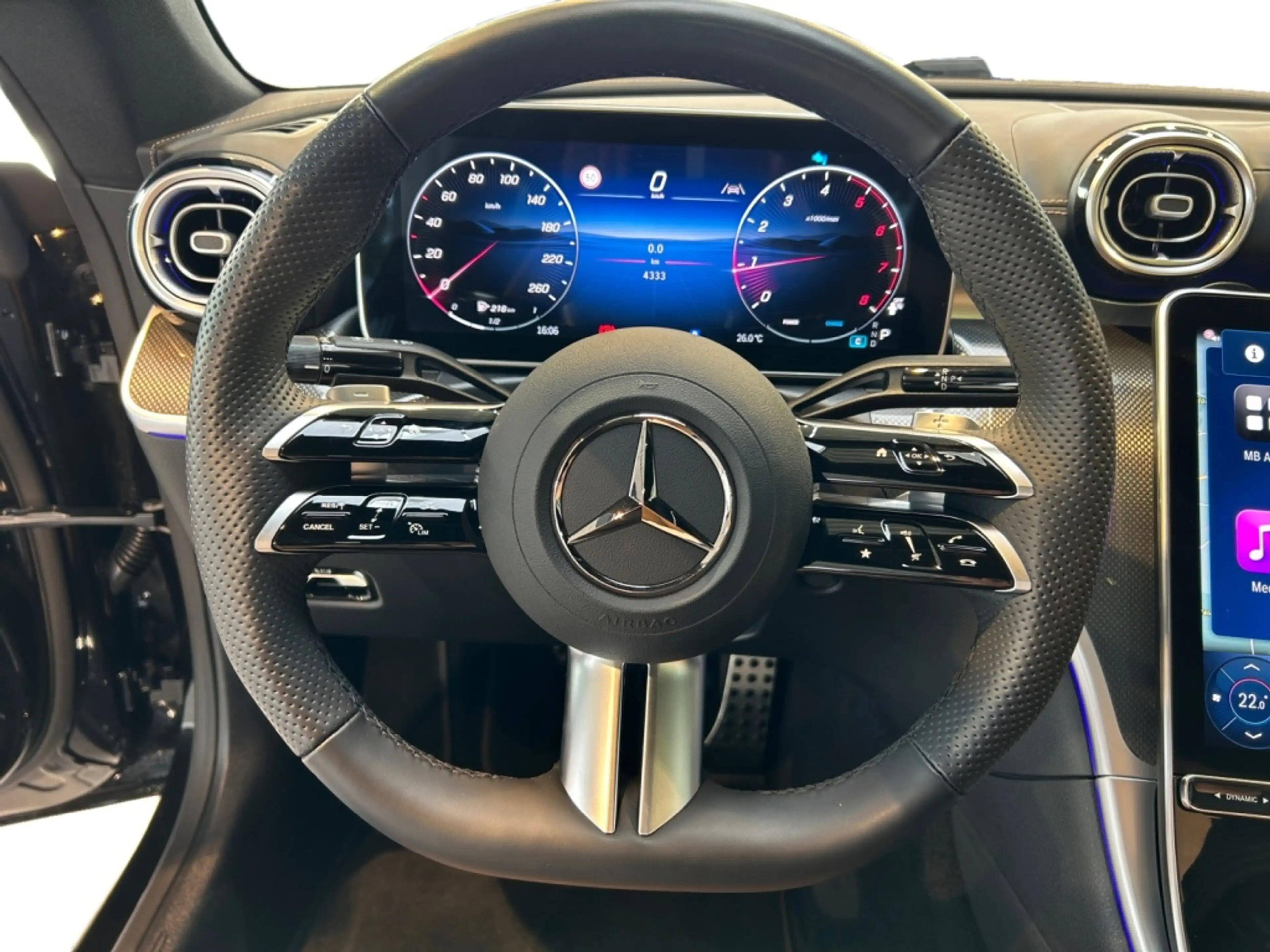 Mercedes-Benz CLE 200 Coupe AMG AMG+MBUX+Night+Pano+SHD+Wide — photo 14
