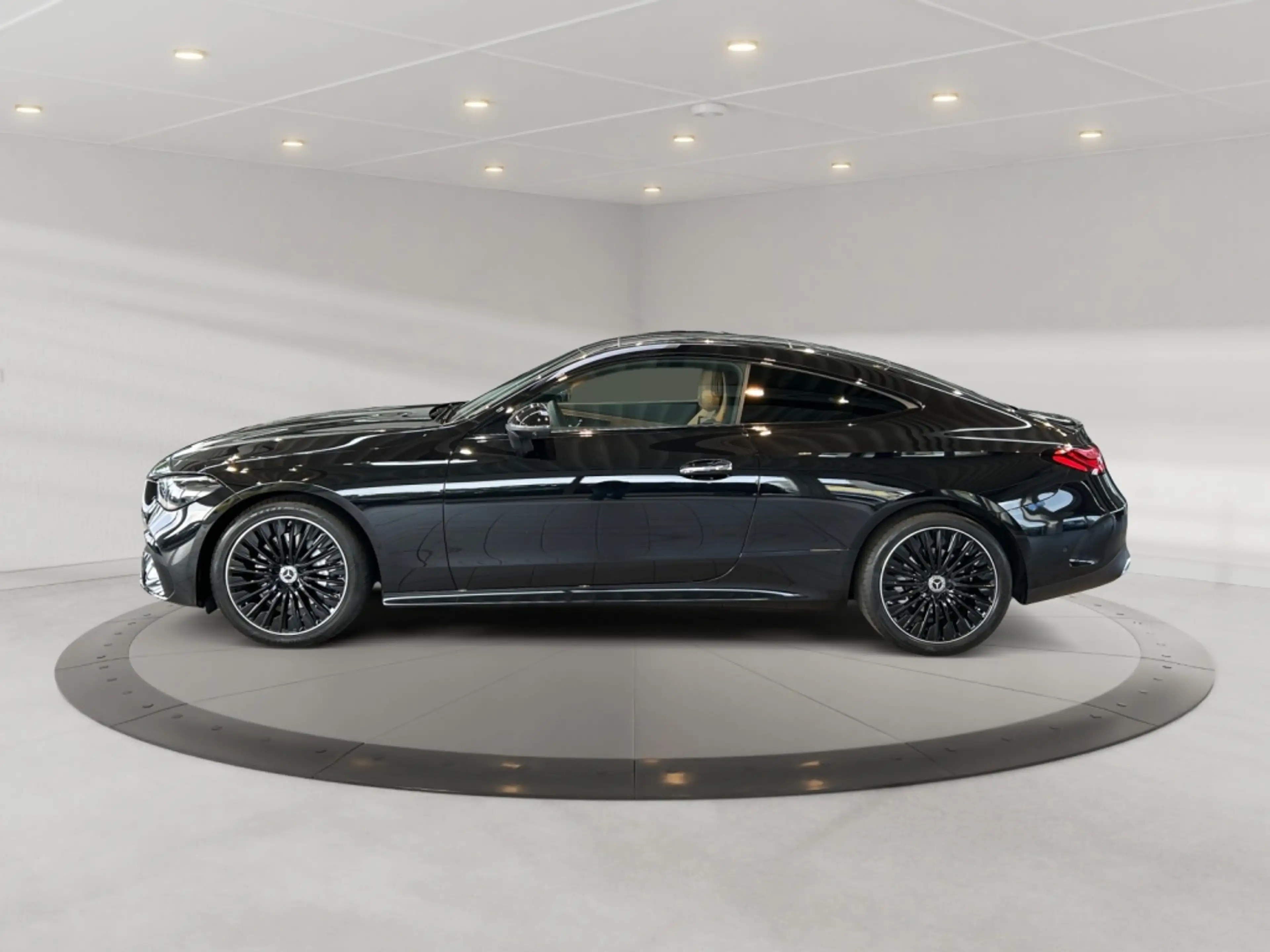 Mercedes-Benz CLE 200 Coupe AMG AMG+MBUX+Night+Pano+SHD+Wide — photo 6
