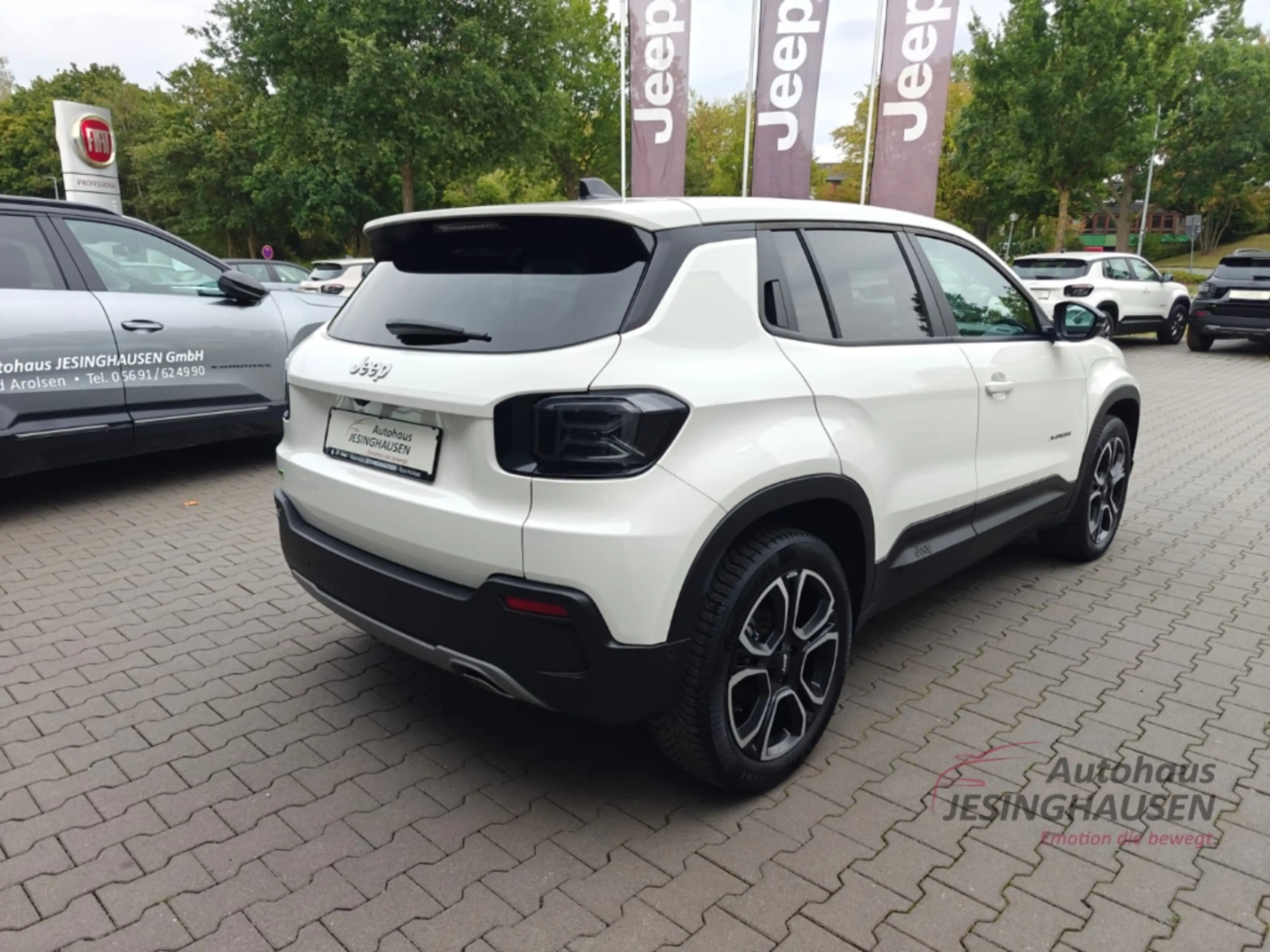 Jeep Avenger Summit MHEV JBL+RFK+Komfort-P.+WinterP.+LED+Navi+E — photo 5