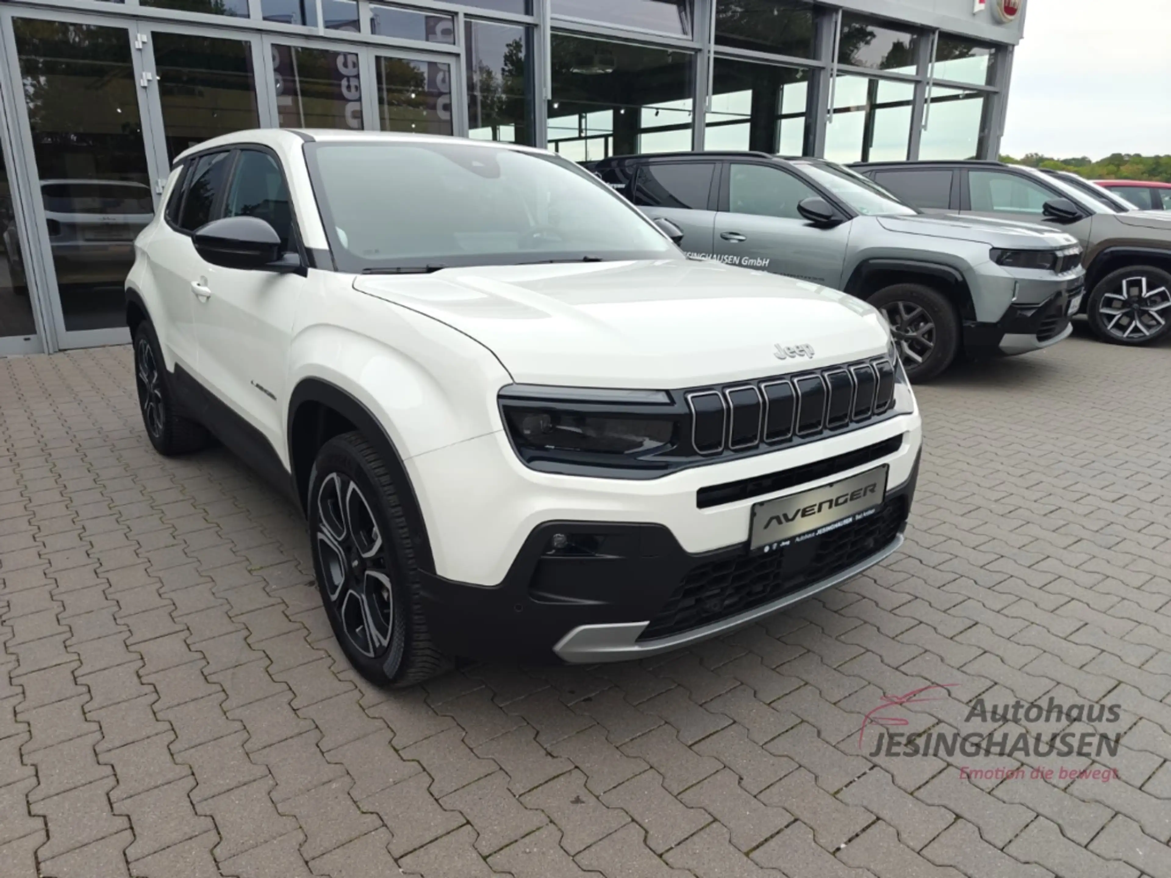 Jeep Avenger Summit MHEV JBL+RFK+Komfort-P.+WinterP.+LED+Navi+E — photo 3